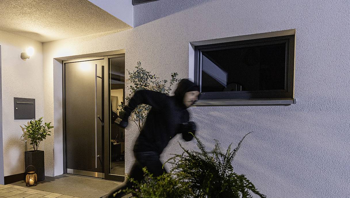 ABUS PPIC46520 WLAN IP Überwachungskamera 2048 x 1536 Pixel