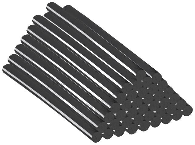 Ein Stapel schwarzer Kohlebriketts, pyramidenförmig angeordnet, für Brennstoffzwecke.