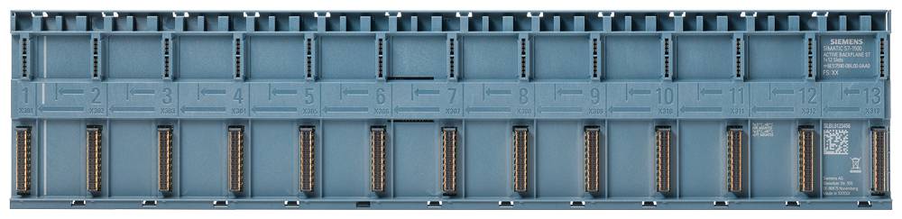Ein blauer Modulträger für eine industrielle Steuerung zeigt zwölf nummerierte Steckplätze für elektronische Module.