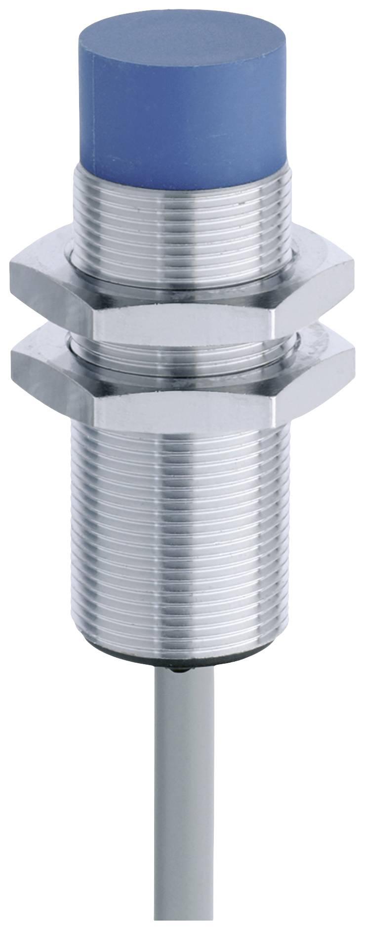 Ein zylindrischer Näherungssensor aus Metall mit einem blauen Kopf und einem Kabelanschluss. Der Sensor hat zwei Muttern zur Befestigung.