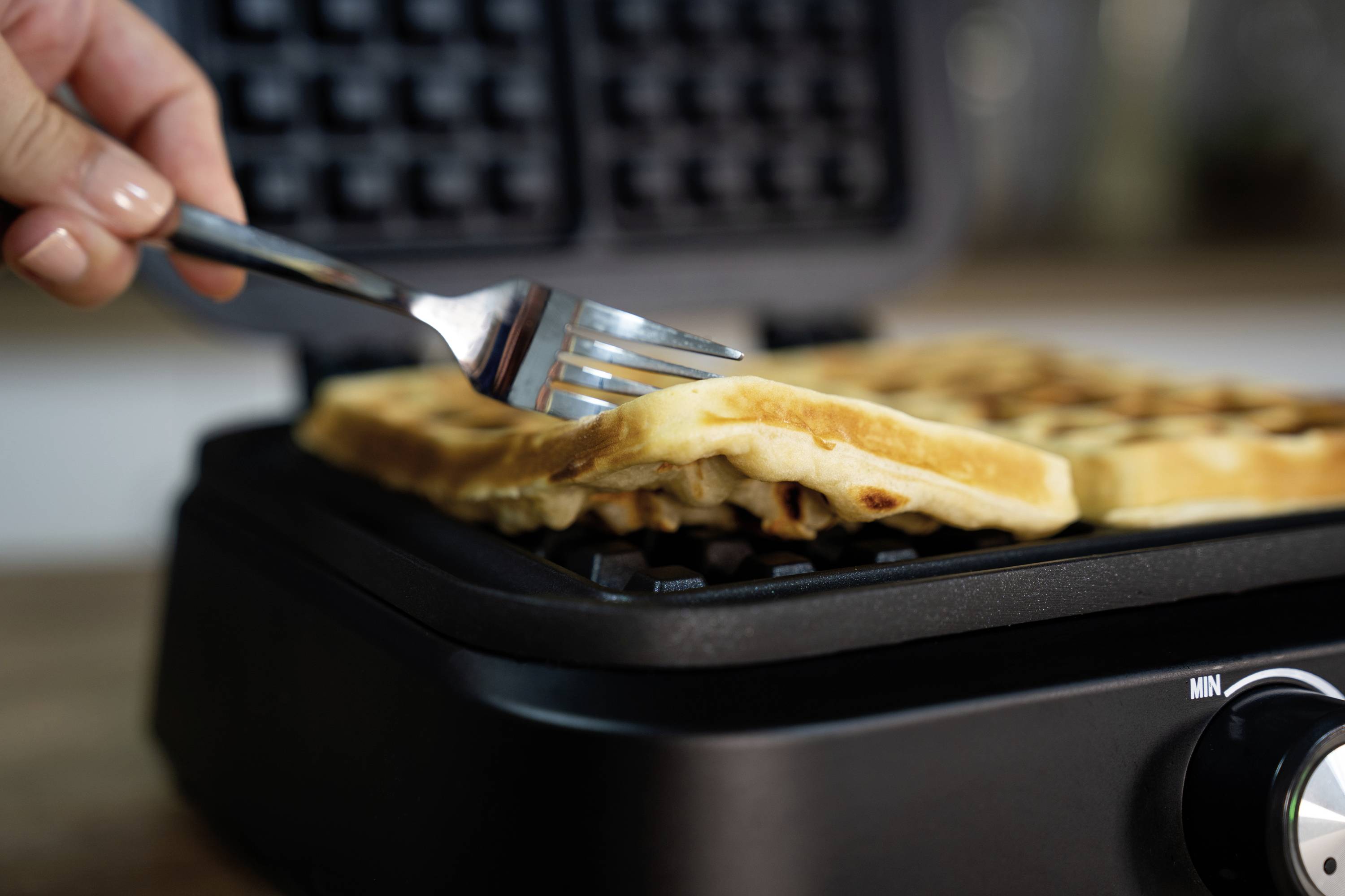 Unold Brüssel Waffeleisen Cool-Touch-Gehäuse Schwarz
