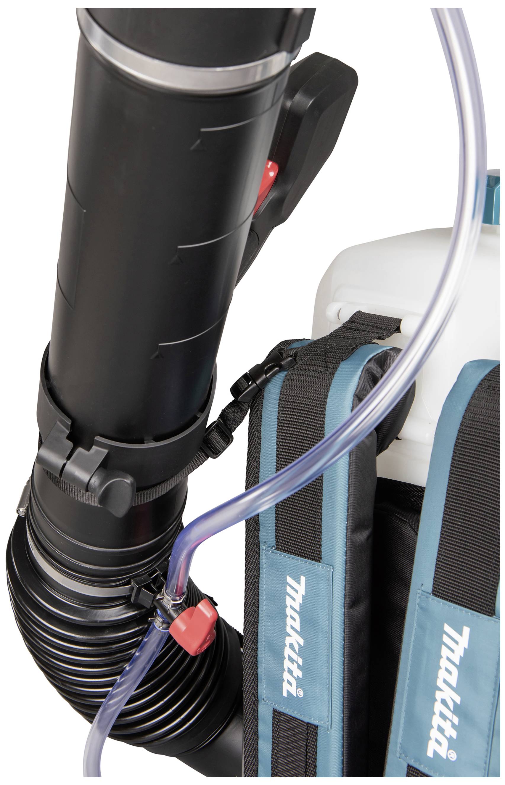 Ein Rucksackstaubsauger mit Schlauch und Rückenpolsterung. Der Schlauch ist mit einem ergonomischen Tragegurt verbunden, um den Transport zu erleichtern.