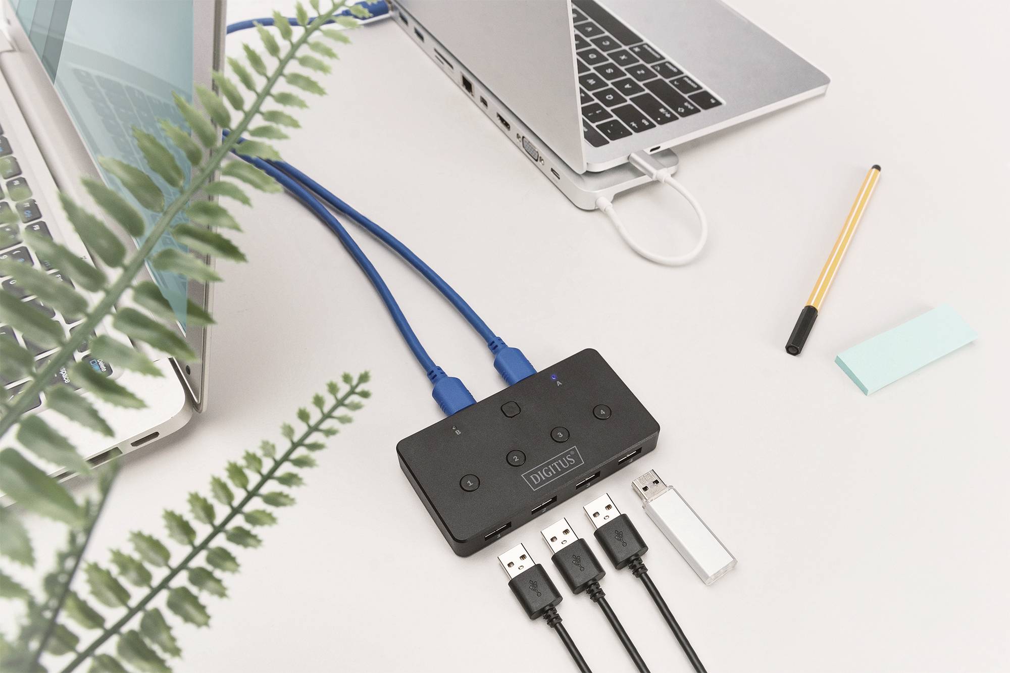 Digitus DA-73301 4 Port USB 3.0-Hub Schwarz