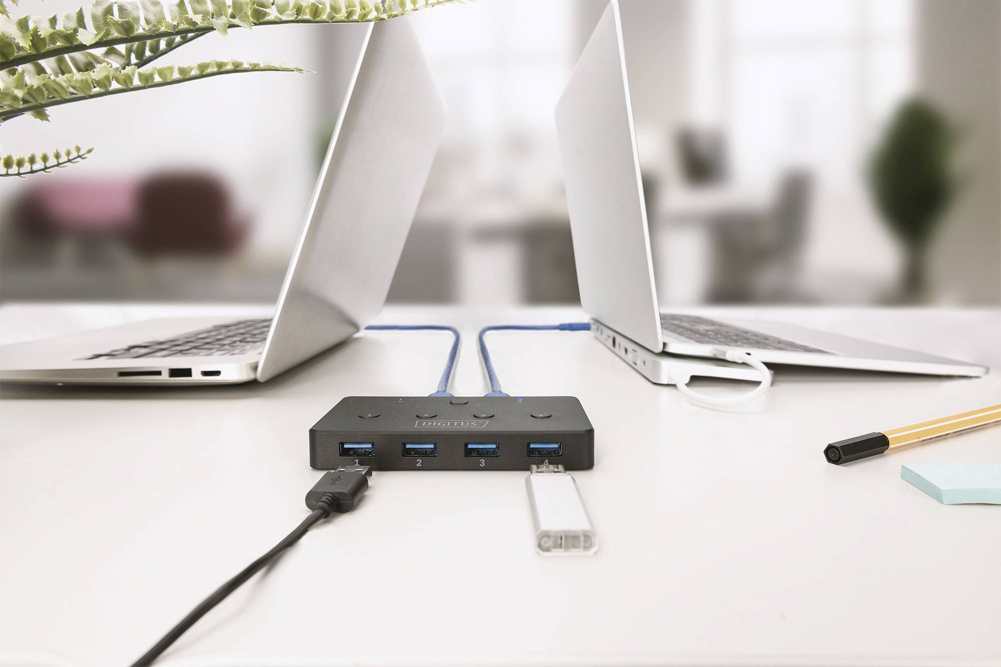 Digitus DA-73301 4 Port USB 3.0-Hub Schwarz
