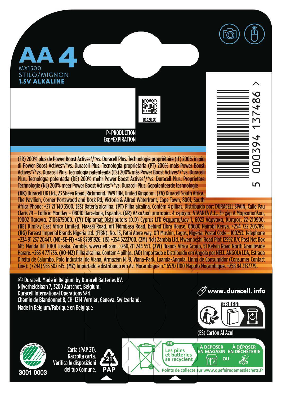 Rückseite der Verpackung eines AA 4er-Batterien-Pakets mit Strichcodes, Batterie-Details, Herstellungs- und Recycling-Informationen.