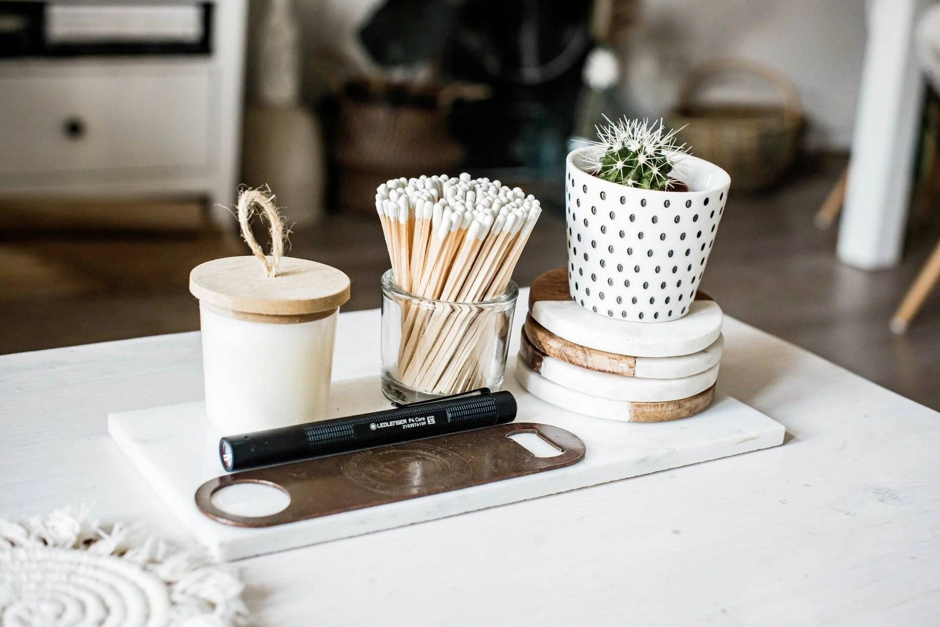 Ledlenser P4 Core LED Taschenlampe mit Gürtelclip batteriebetrieben 120 lm 20 h 58 g