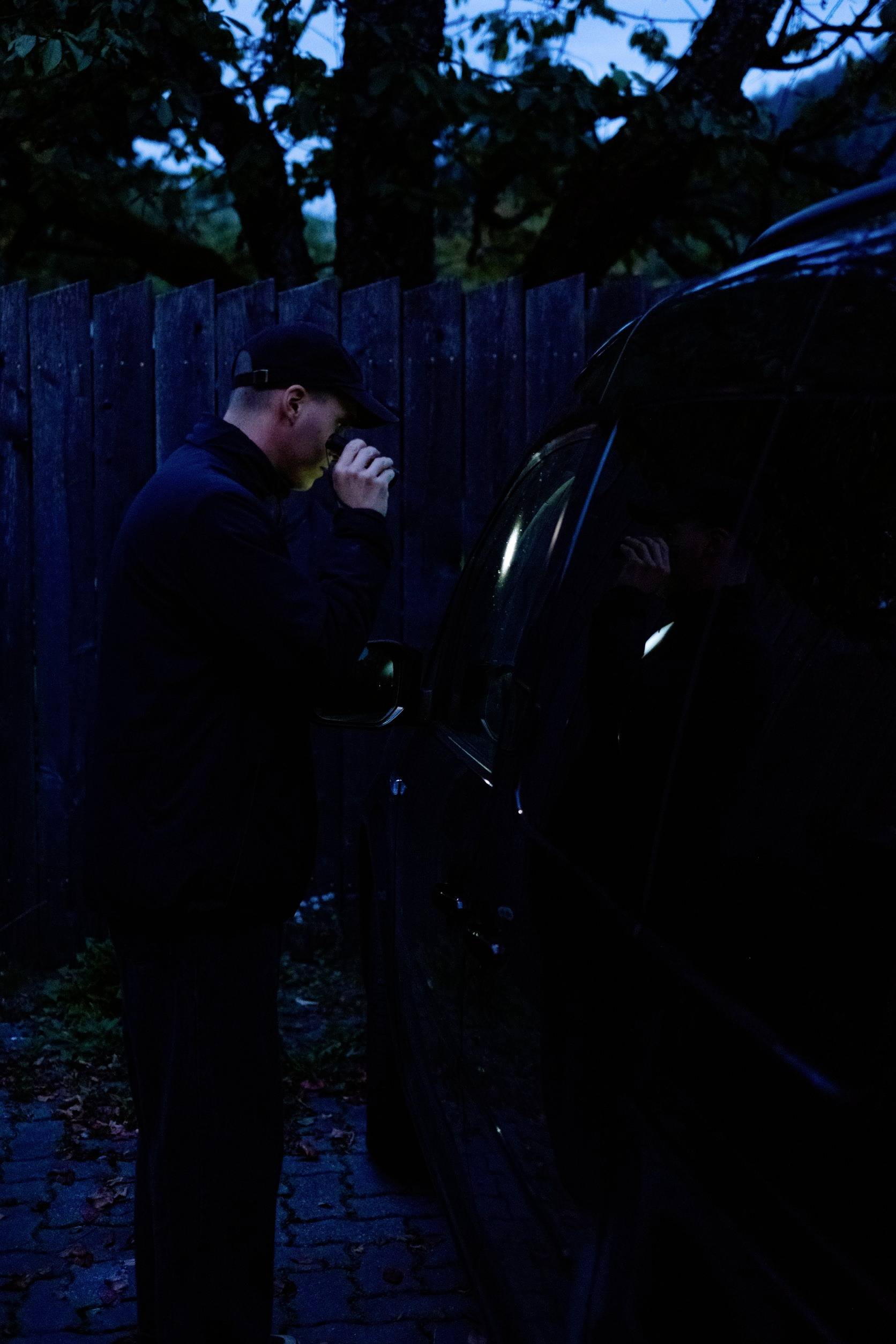 Ledlenser P6 Core LED Stablampe mit Handschlaufe batteriebetrieben 300 lm 25 h 130 g