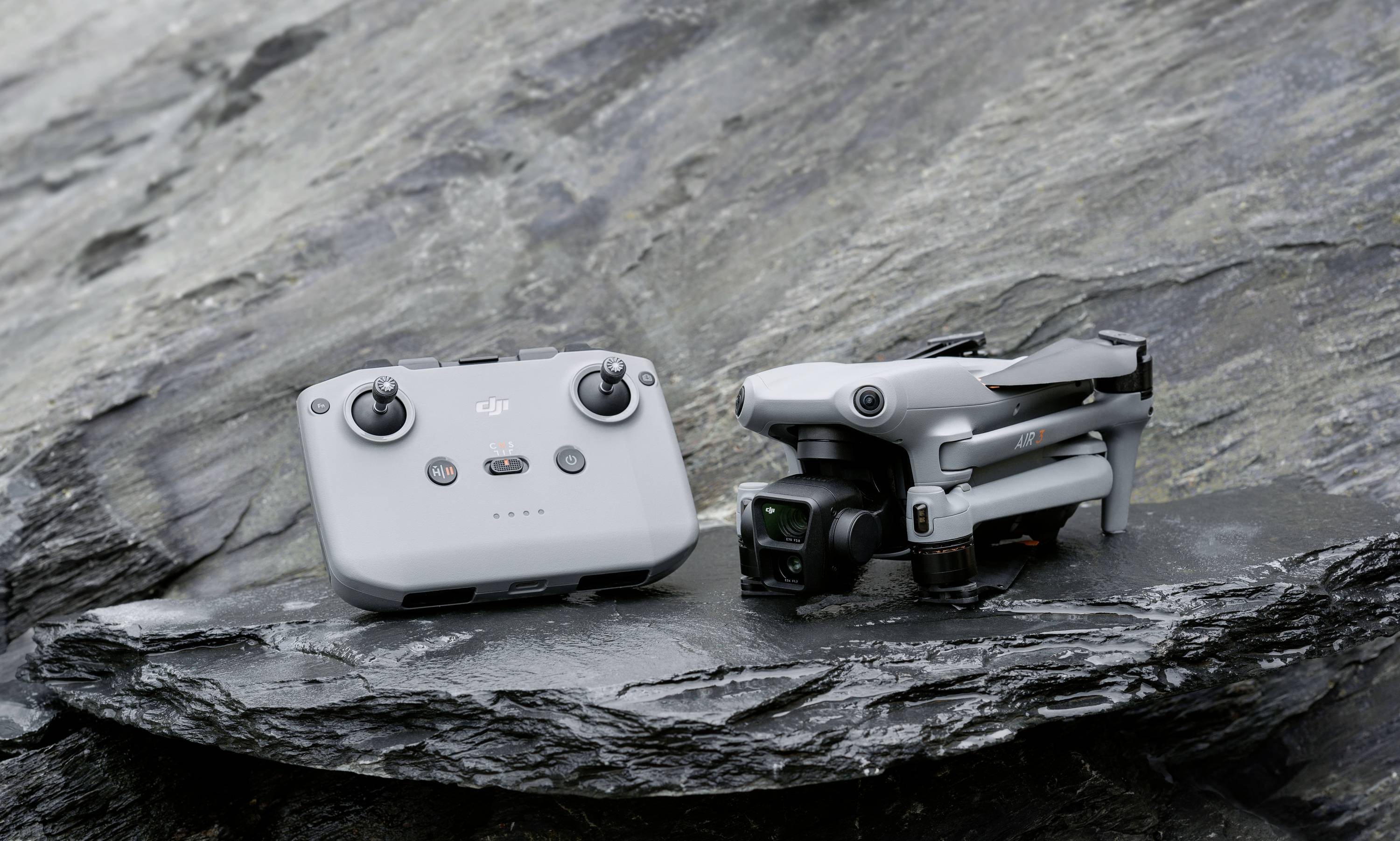 DJI Air 3 (RC-N2) Quadrocopter RtF Dual Kameraflug, Profi Hellgrau