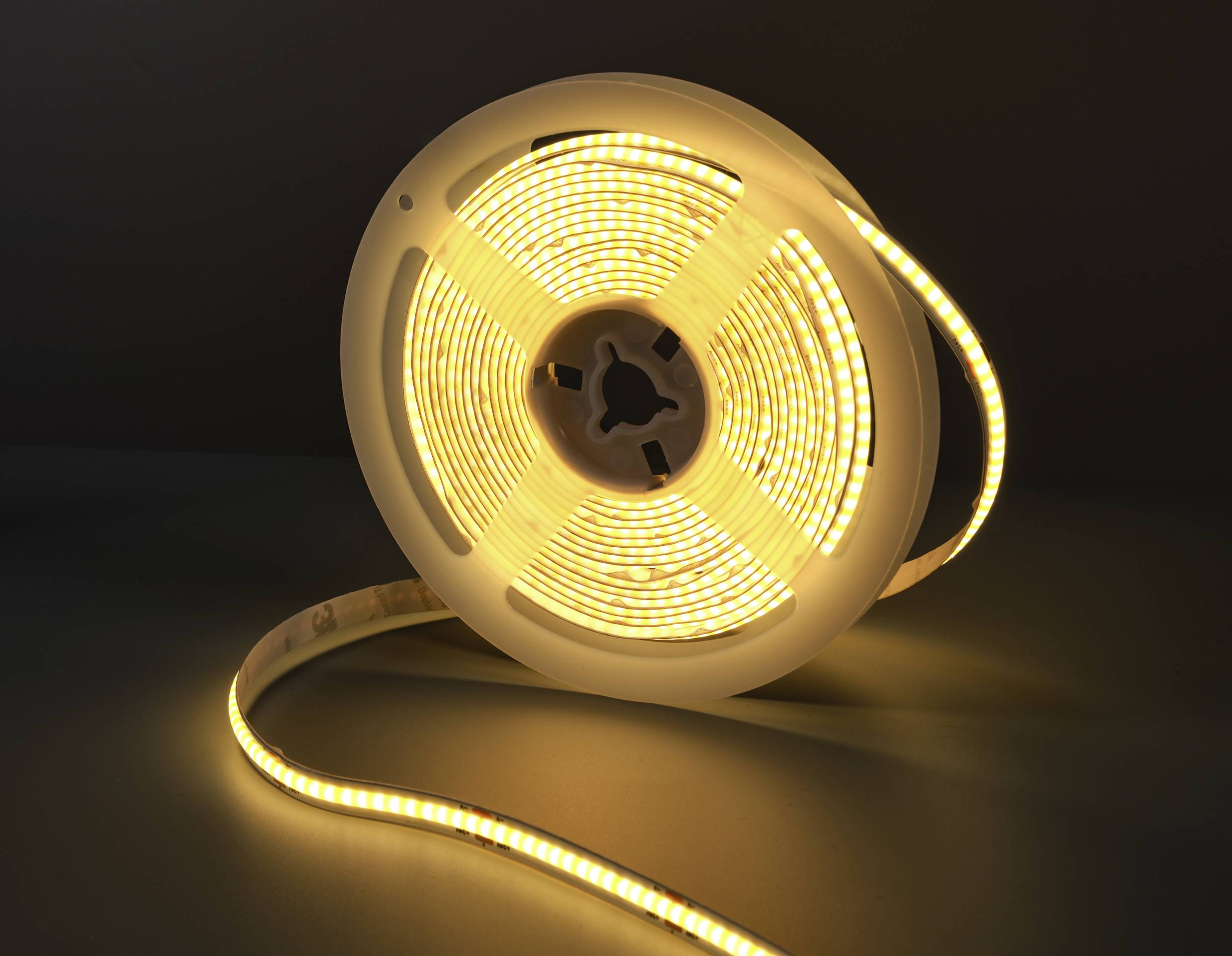 Sygonix SY-5773490 LED-Streifen-Komplettset 230V 5m Warmweiß 1St.