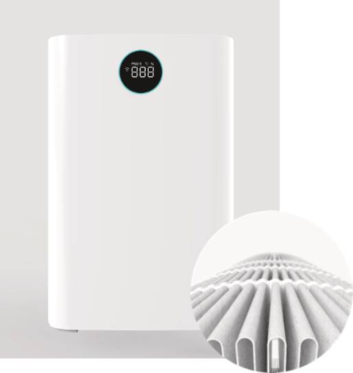 Ein weißer Luftreiniger zeigt eine digitale Anzeige 'PM2.5 008'. Im Vordergrund eine Nahaufnahme des HEPA-Filters.