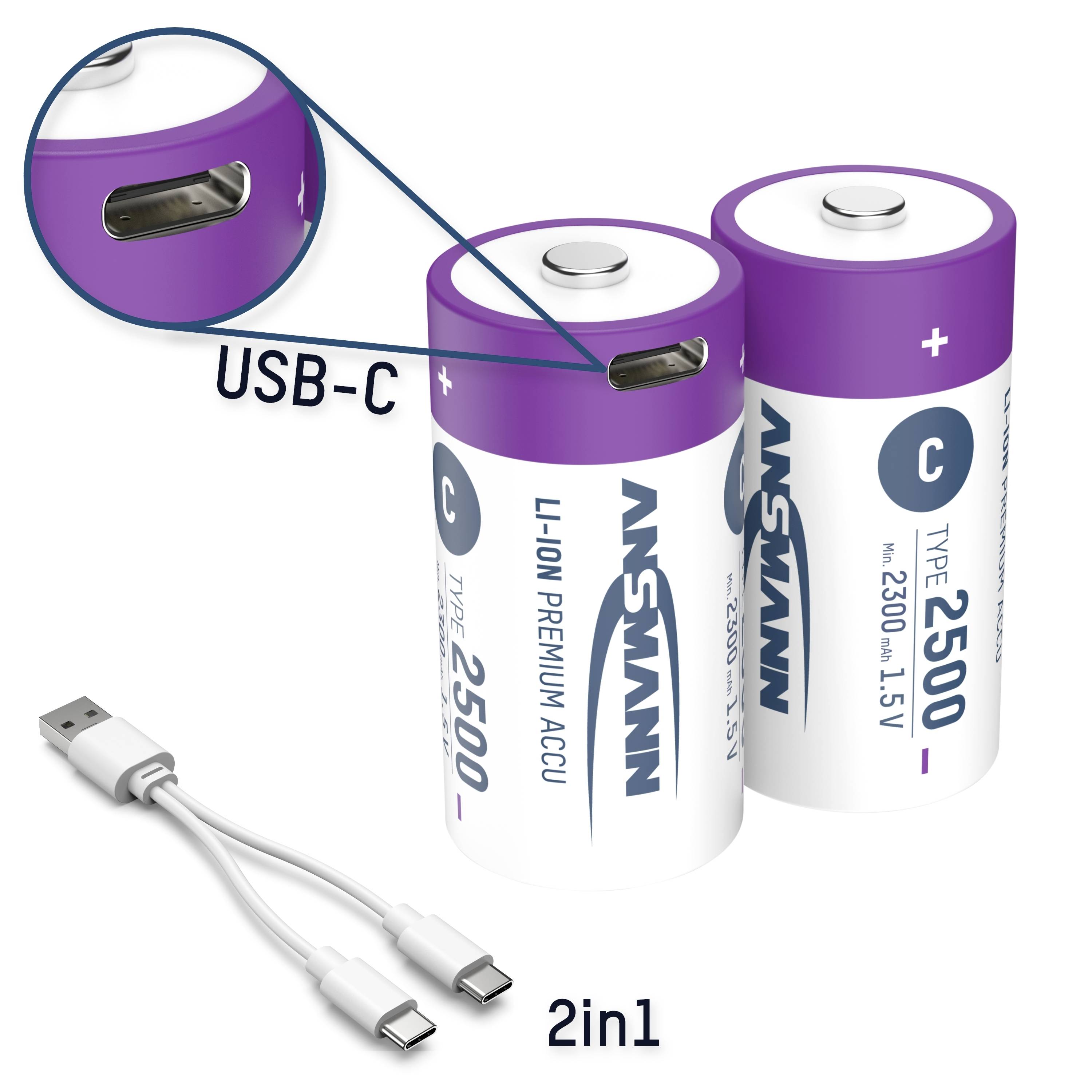 Zwei zylindrische Akkus mit USB-C-Anschluss und beiliegendem Ladekabel. Aufschrift: 'Li-Ion Premium Accu, type 2500'.