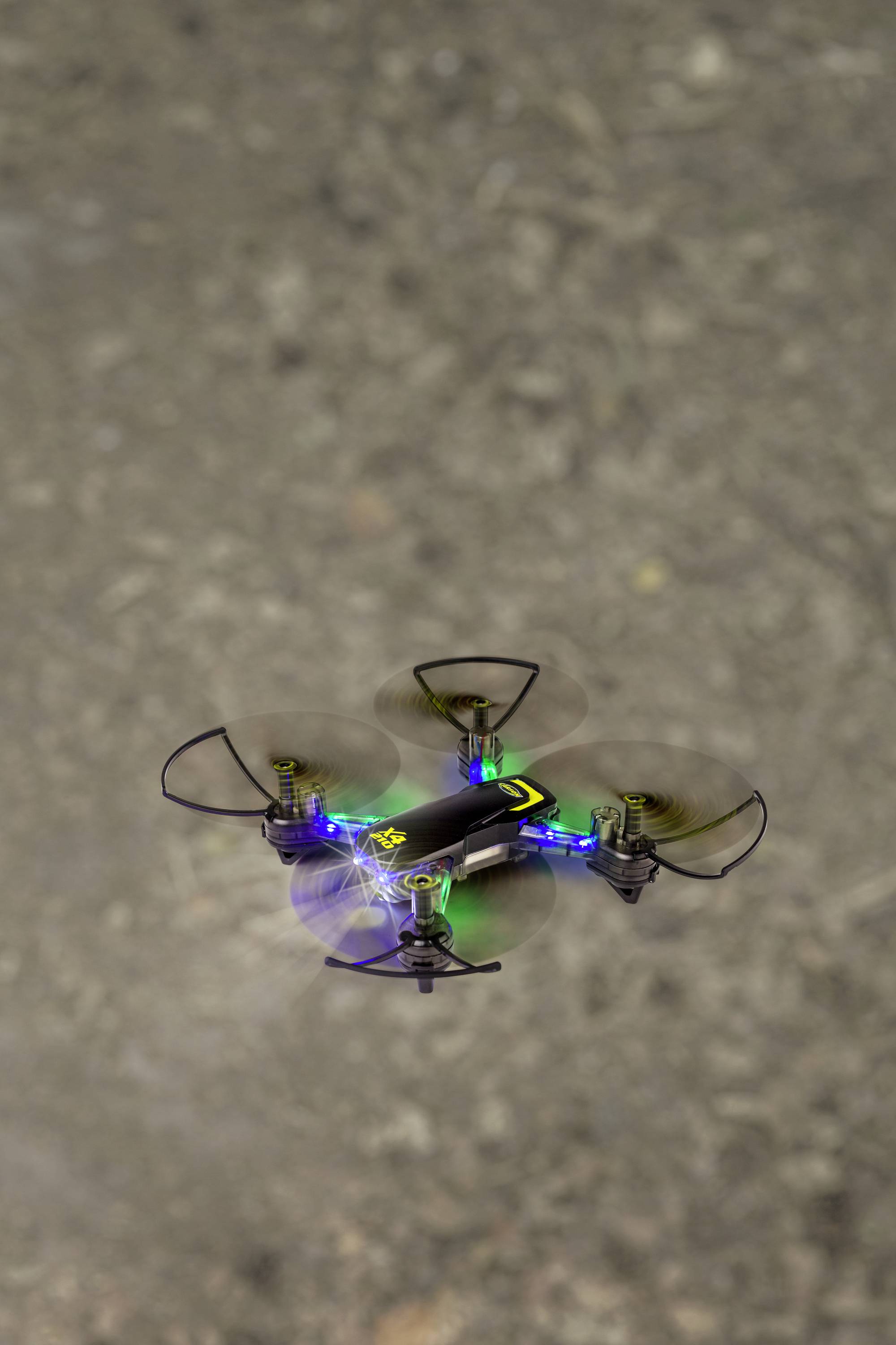 Carson Modellsport X4 Quadcopter 210-LED Quadrocopter RtF