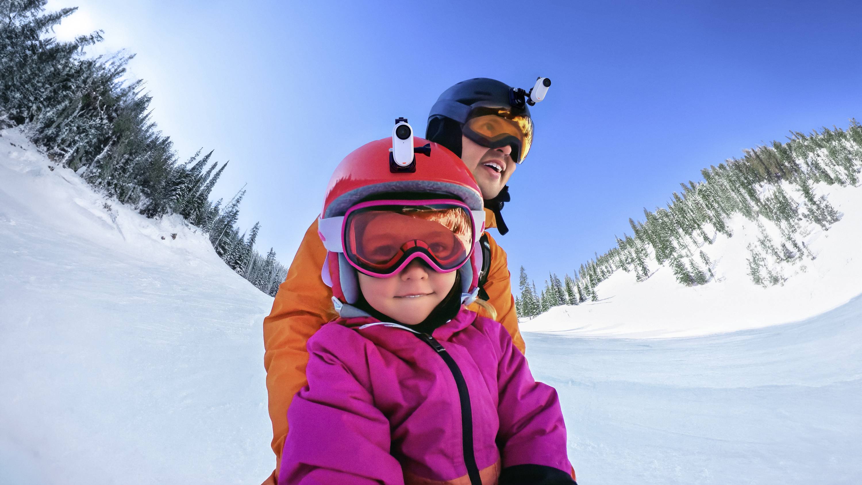 Insta360 GO 3 (64GB) Action Cam 2.7K, Bluetooth, Bildstabilisierung, Mini-Kamera, Spritzwassergeschützt, Touch-Screen, Wasserfest, Zeitlupe