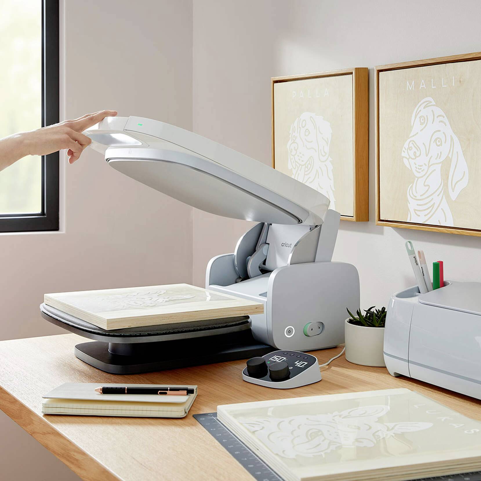 Cricut Autopress Heizpresse Weiß