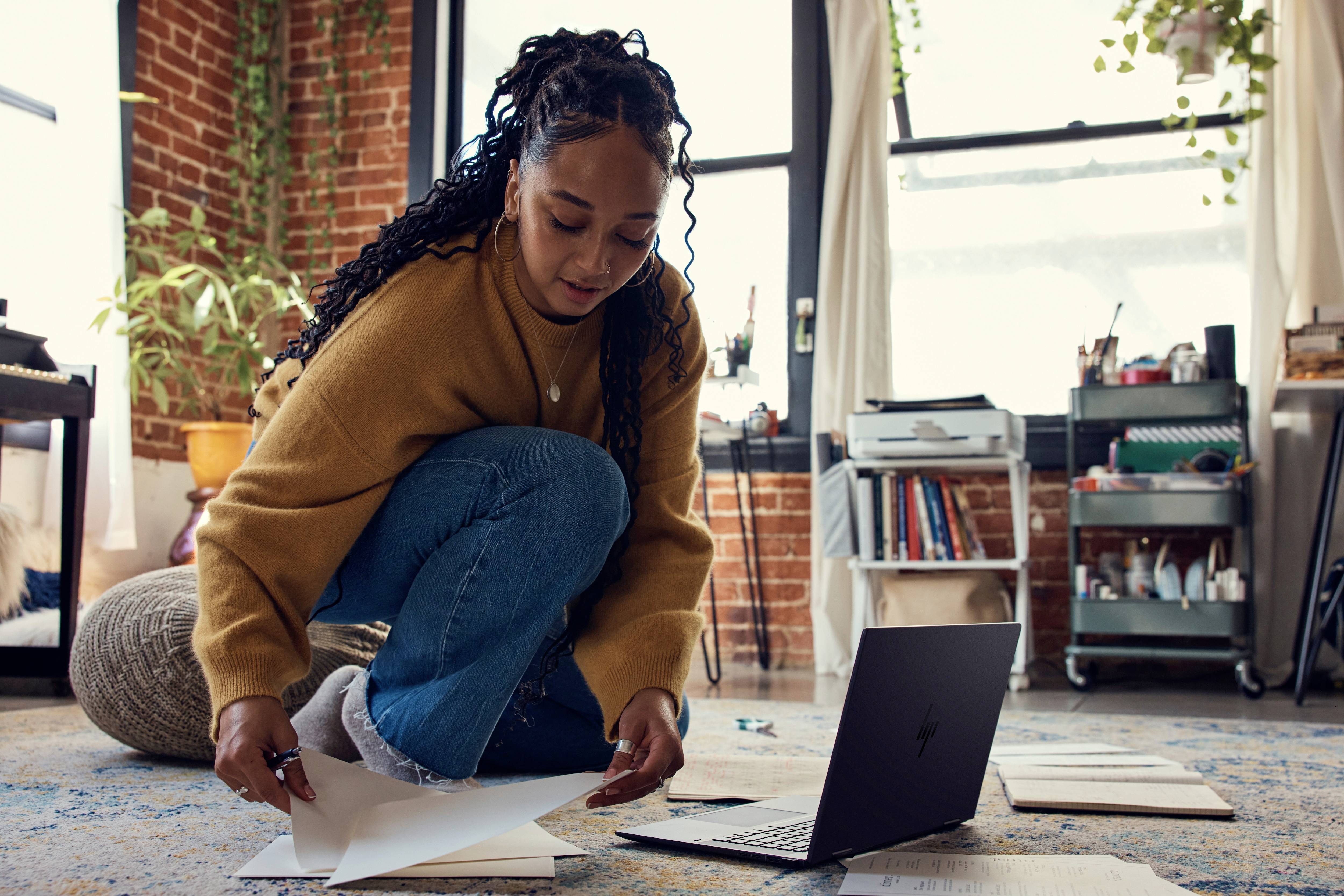 HP 2-in-1 Notebook / Tablet ENVY x360 2-in-1 Laptop 15-fh0055ng 39.6 cm (15.6 Zoll) Full HD AMD Ryzen 5 7530U 16 GB RAM 512 GB SSD Deutsch, QWERTZ