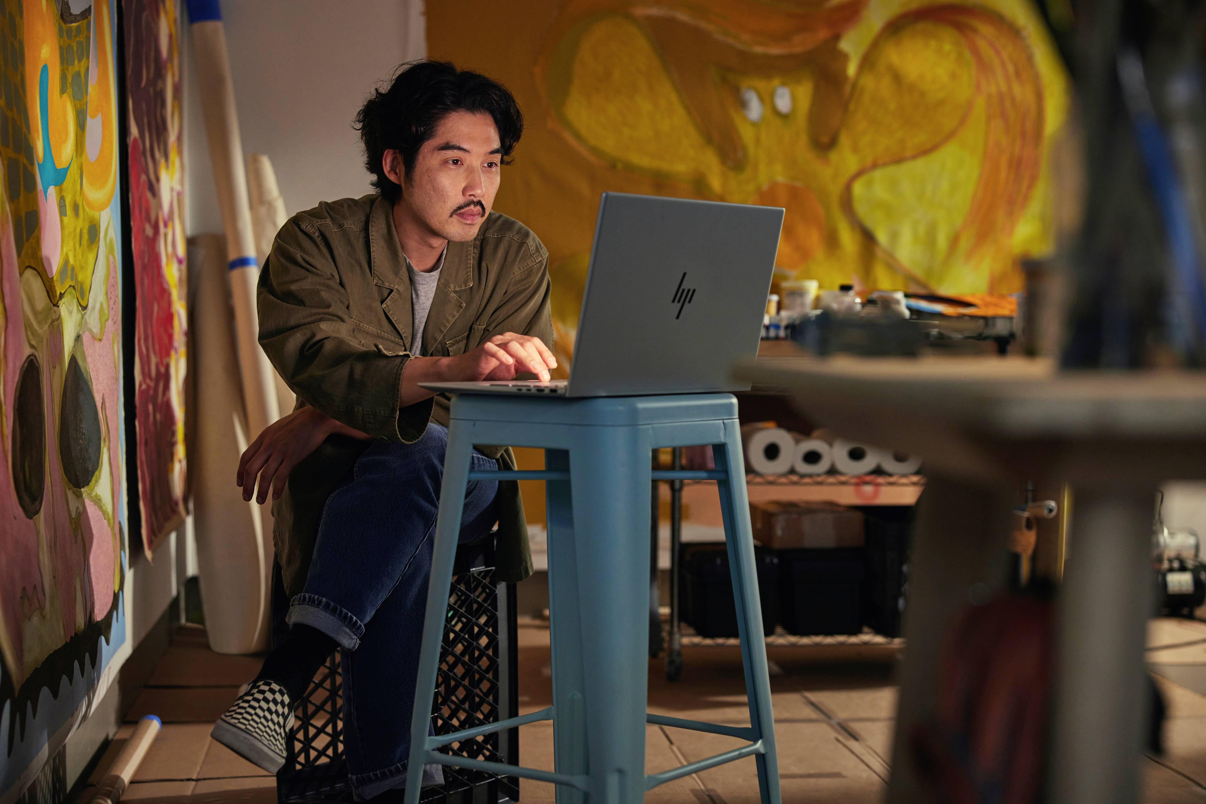 HP Notebook 17-cw0078ng 43.9 cm (17.3 Zoll) 4K, UHD Intel® Core™ i7 i7-1355U 32 GB RAM 1 TB SSD Deutsch, QWERTZ Silber 84S16EA#ABD