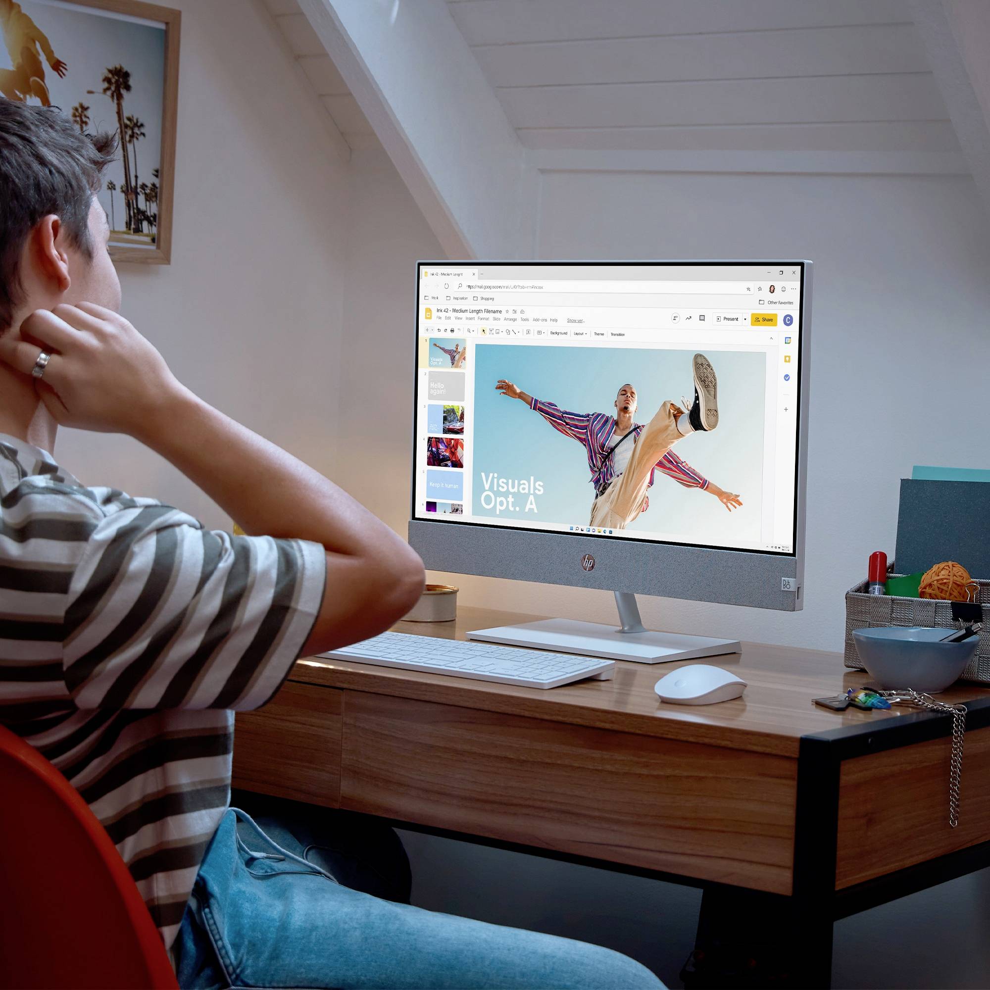 HP All-in-One PC Pavilion 27-ca2001ng 68.6 cm (27 Zoll) QHD Intel® Core™ i7 i7-13700T 4.9 GHz 16 GB RAM 1 TB SSD Intel UHD Graphics 770 Win 1