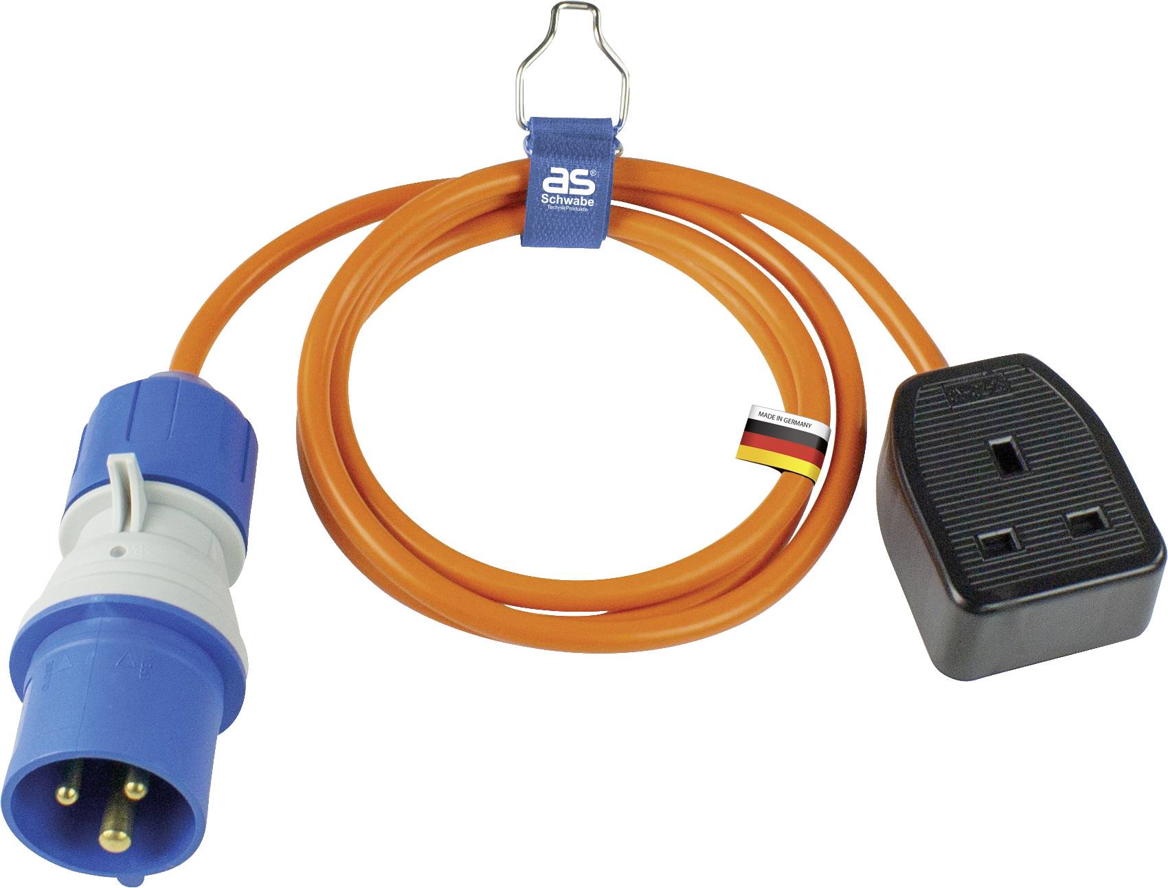 Ein orangenes Verlängerungskabel mit einem blauen, dreipoligen CEE-Stecker auf der linken Seite und einer schwarzen Steckdose auf der rechten Seite.