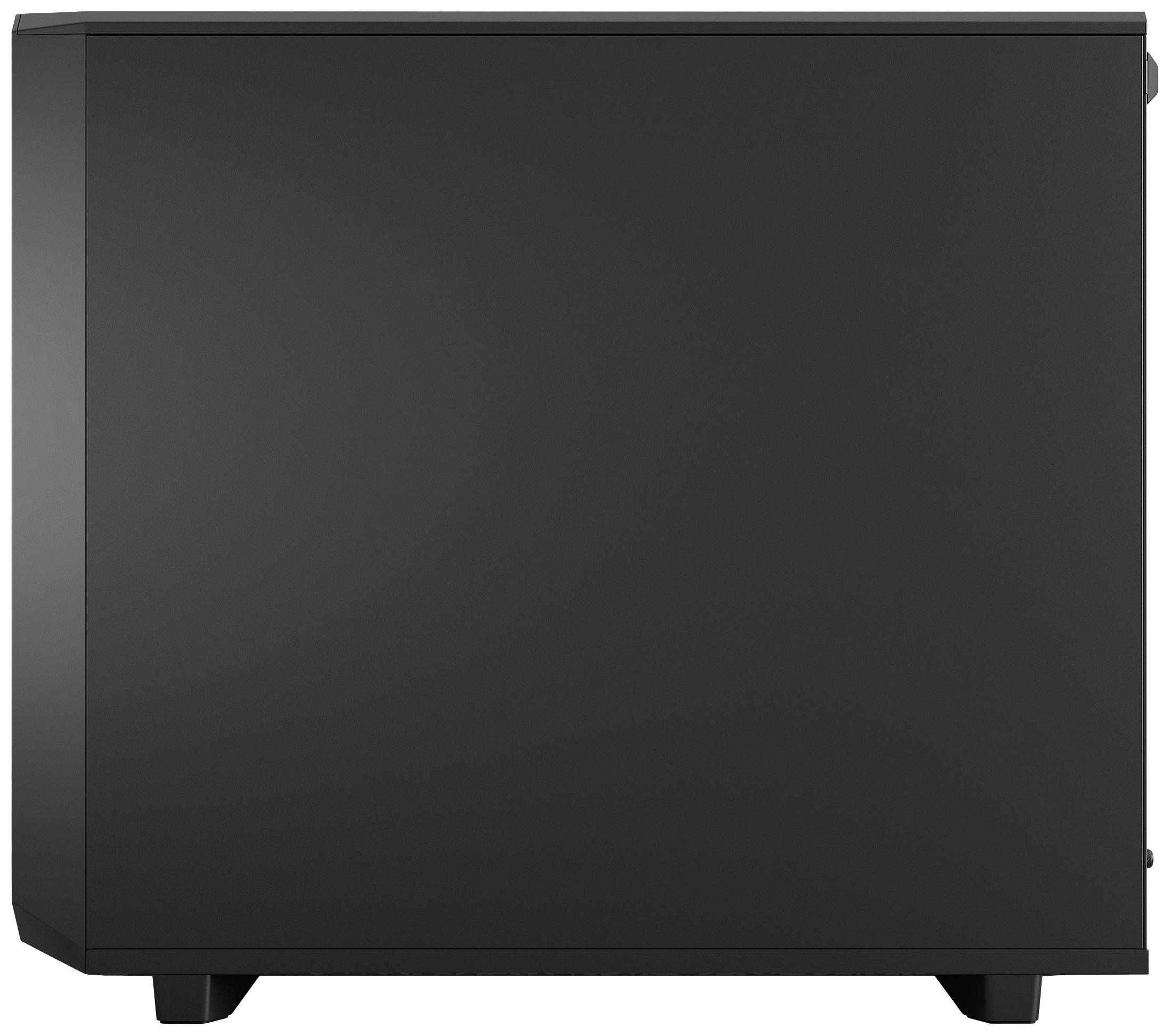 Ein schwarzer, rechteckiger Computergehäuse steht aufrecht, Seitenansicht sichtbar, auf matten Füßen.