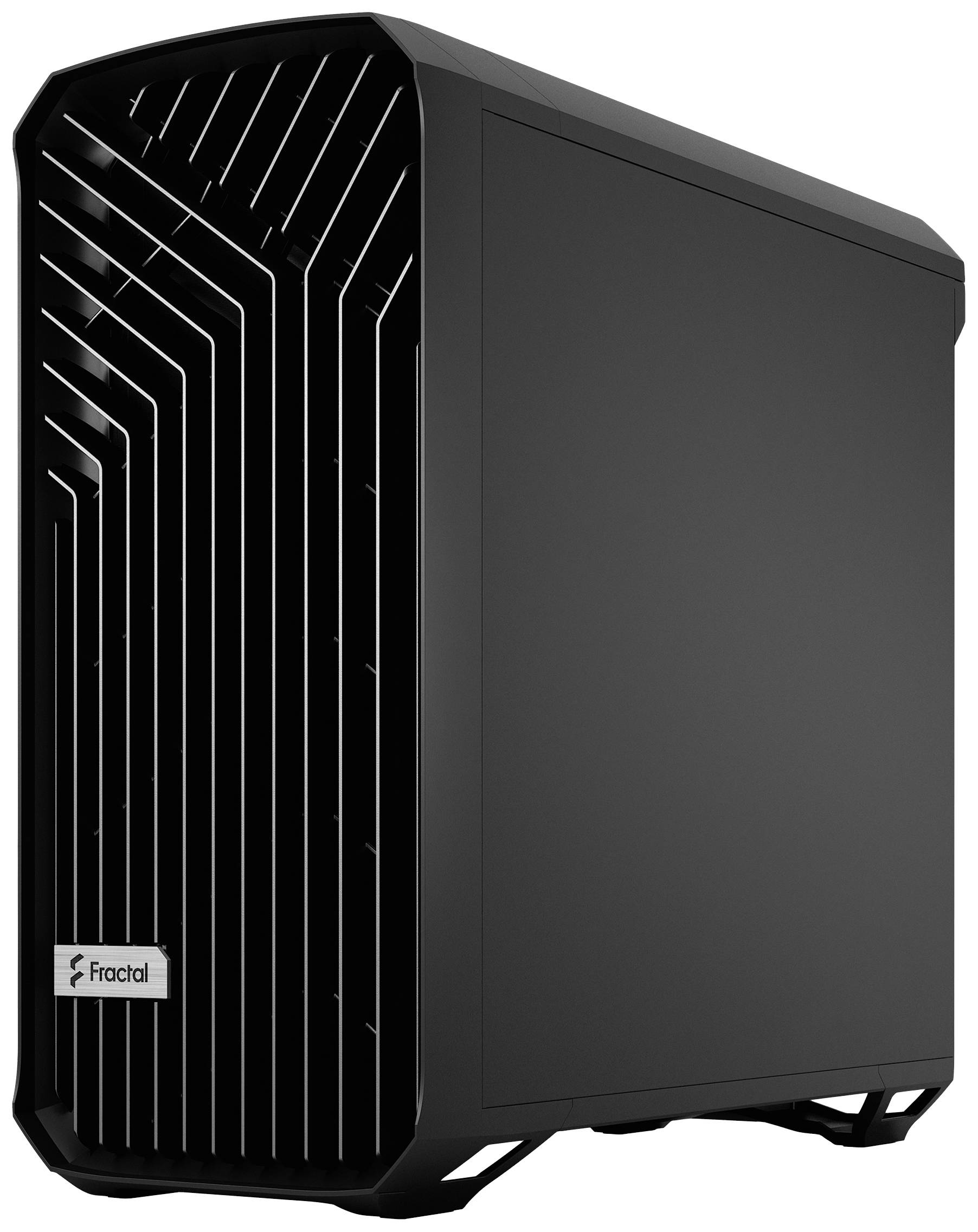Schwarzes PC-Gehäuse mit vertikalem Streifenmuster auf der Vorderseite, Seitenansicht. Marke 'Fractal' auf der Vorderseite sichtbar.