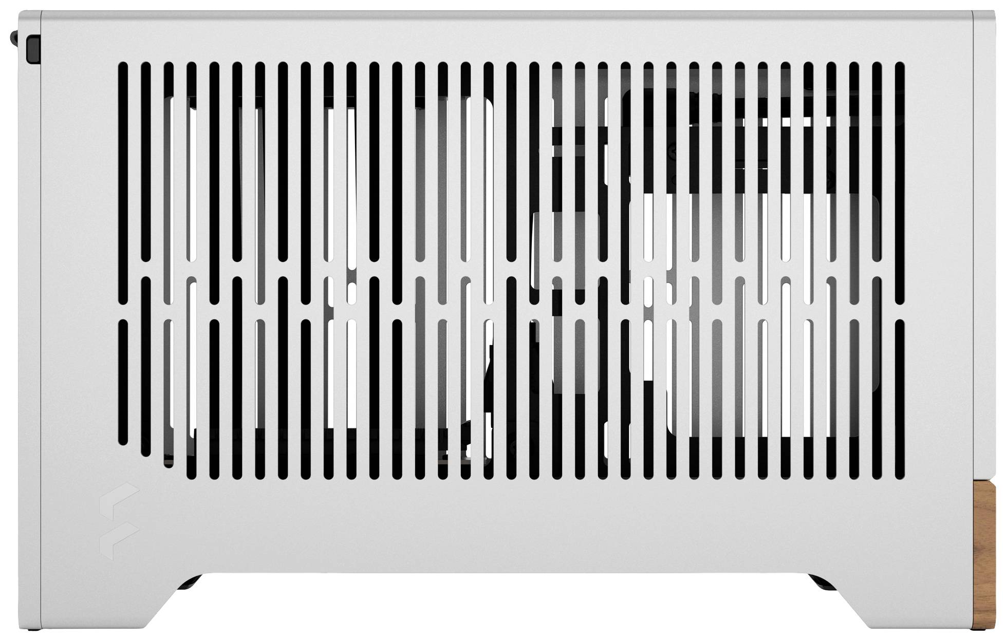 Weißes, rechteckiges PC-Gehäuse mit vertikalen Lüftungsschlitzen an der Seite, durch die interne Komponenten teilweise sichtbar sind.