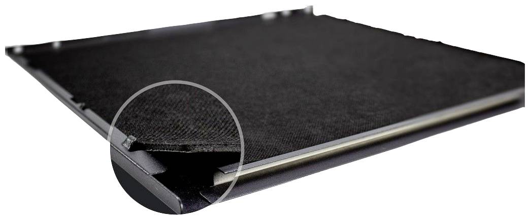 Schwarze Bodenmatte mit Vergrößerungseinsatz, der die Struktur und Textur der Mattenkante zeigt.