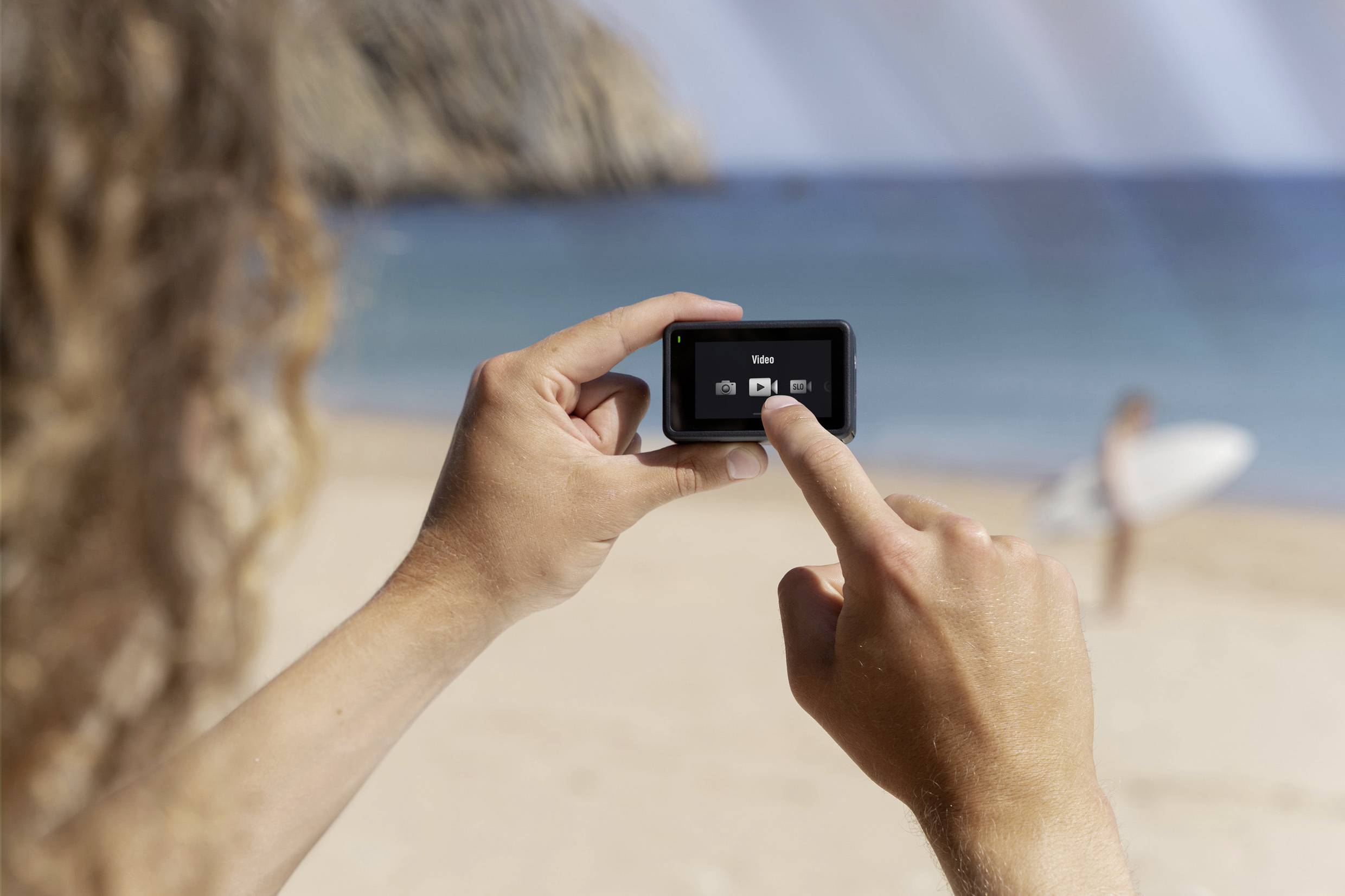 DJI Osmo Action 4 Standard Combo Action Cam 4K, Ultra HD, WLAN, Dual-Display, Wasserfest, Touch-Screen, Zeitlupe, Staubgeschützt