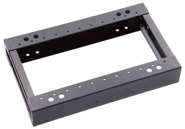 Hager MES-RS200602 Reihensockel Tiefschwarz (RAL 9005) 1St.