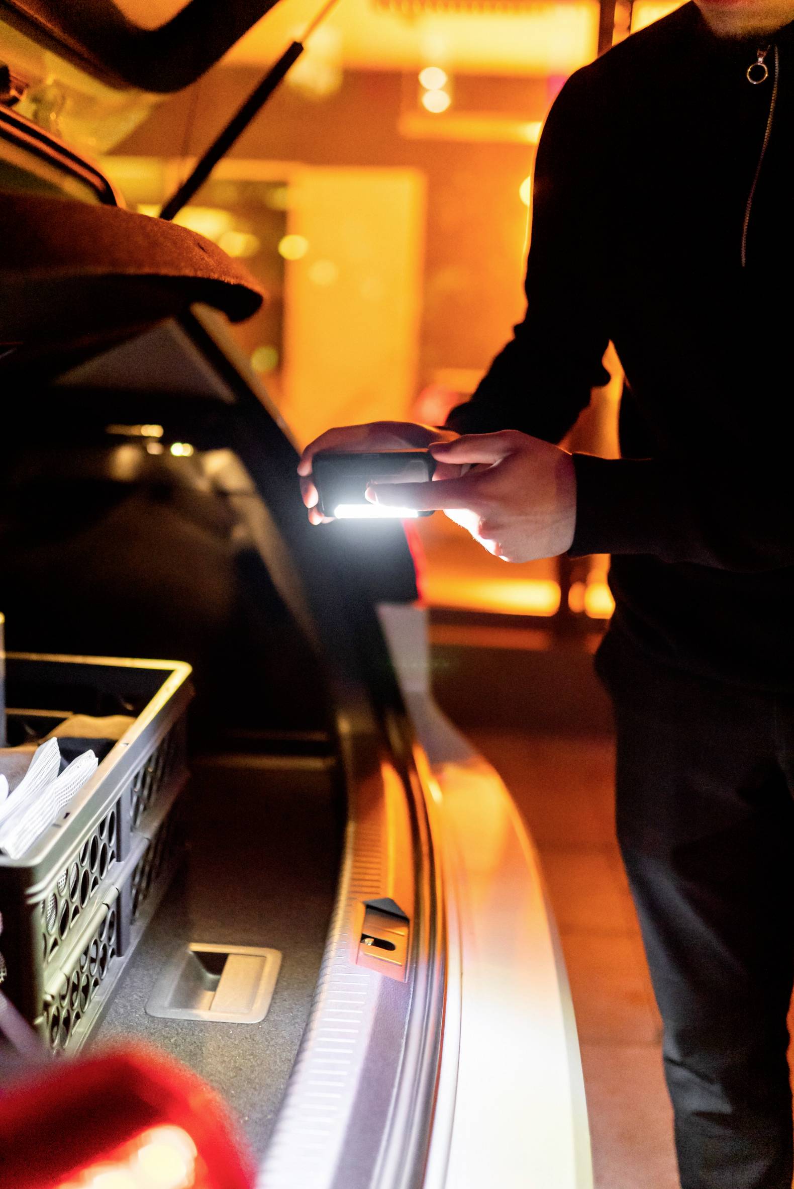 OSRAM Ambientebeleuchtung LEDINT106 LEDambient® Trunk Light LED 3.7 V (L x B x H) 63 x 17.4 x 108 m