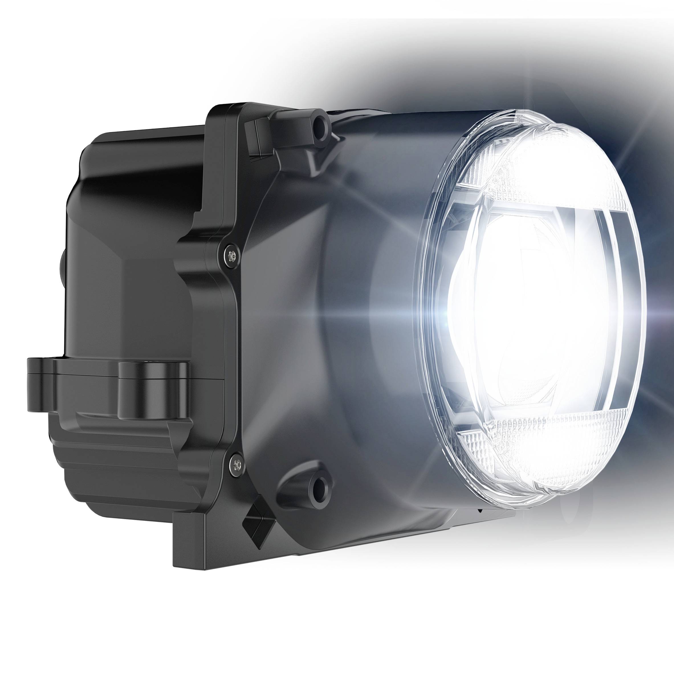 Schwarzer LED-Scheinwerfer in Nahaufnahme, zeigt das Design und die Lichtquelle. Zylinderform mit klaren Linien und hell leuchtend.