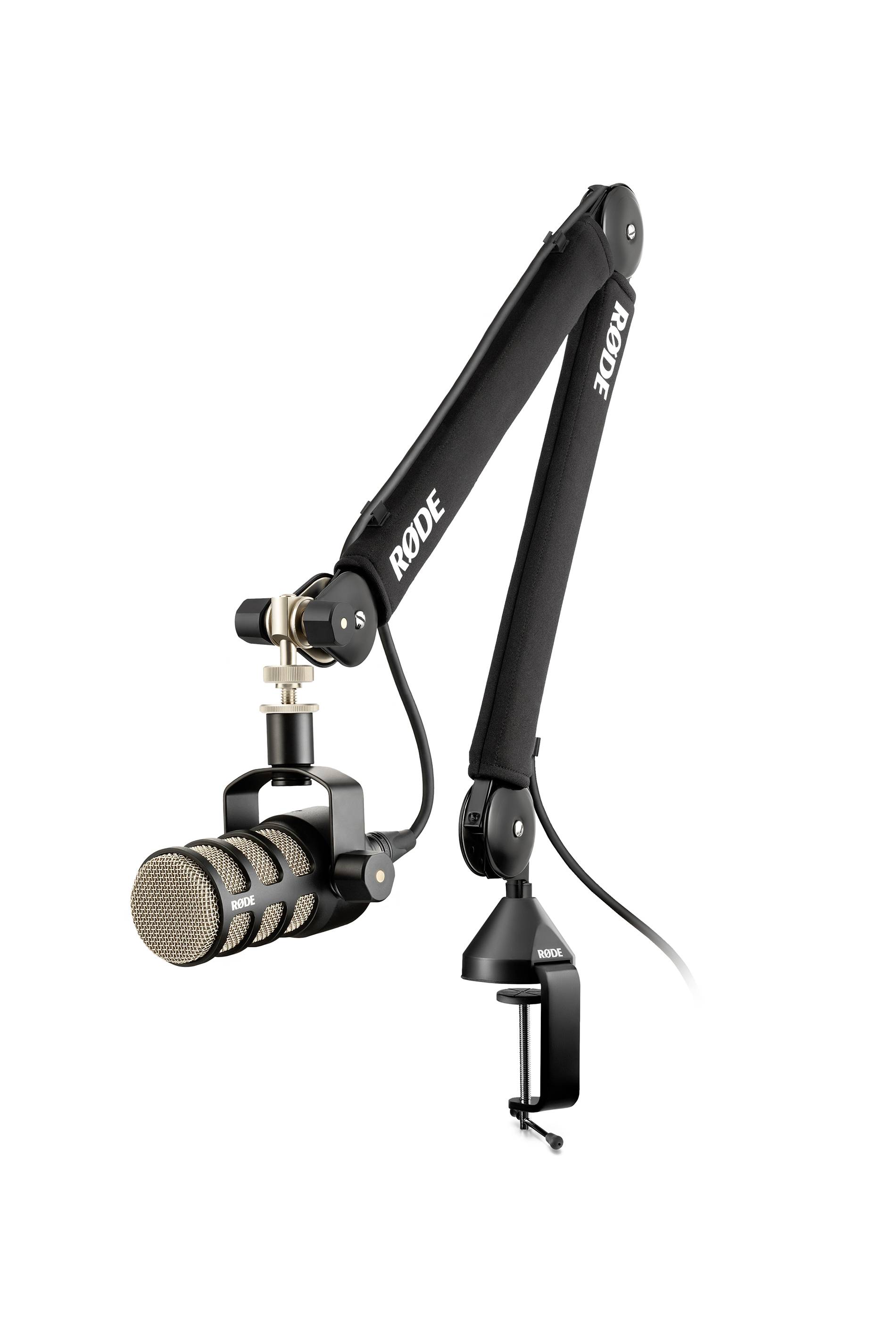 Mikrofon mit Armhalterung von Rode, geeignet für Podcast- oder Studio-Aufnahmen. Schwarzes Design mit verstellbarem Arm für flexible Positionierung.