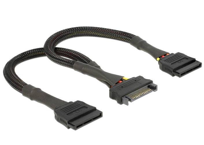 Ein schwarzes SATA-Stromkabel mit zwei Steckern, geeignet zum Anschluss von internen Festplatten oder SSDs an ein Netzteil.