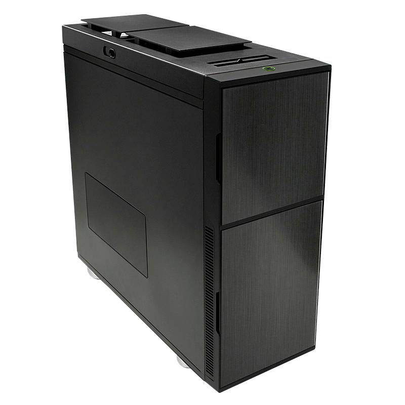 Ein schwarzes Computergehäuse mit einem schlichten, rechteckigen Design. Es steht aufrecht und ist geschlossen.