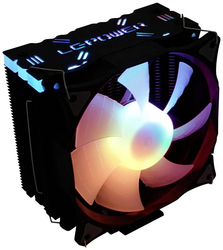 Ein Computer-Lüfter mit RGB-Beleuchtung; das Gehäuse ist aus schwarzem Metall, die Flügel sind transparent und leuchten in bunten Farben.