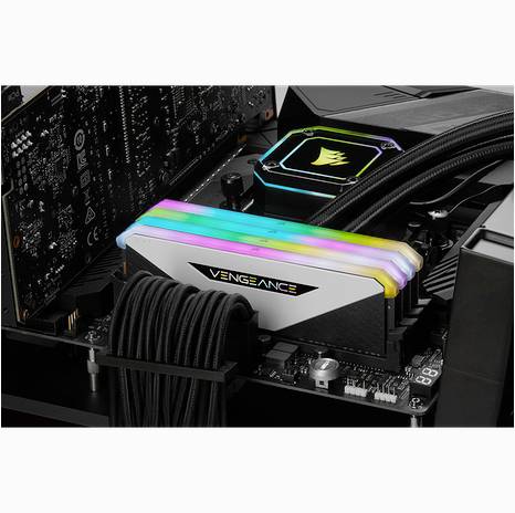 Corsair CMN16GX4M2Z3200C16W Server-Arbeitsspeicher DDR4 16GB 2 x 8GB 3200MHz 288pin DIMM CMN16GX4M2Z3200C16W