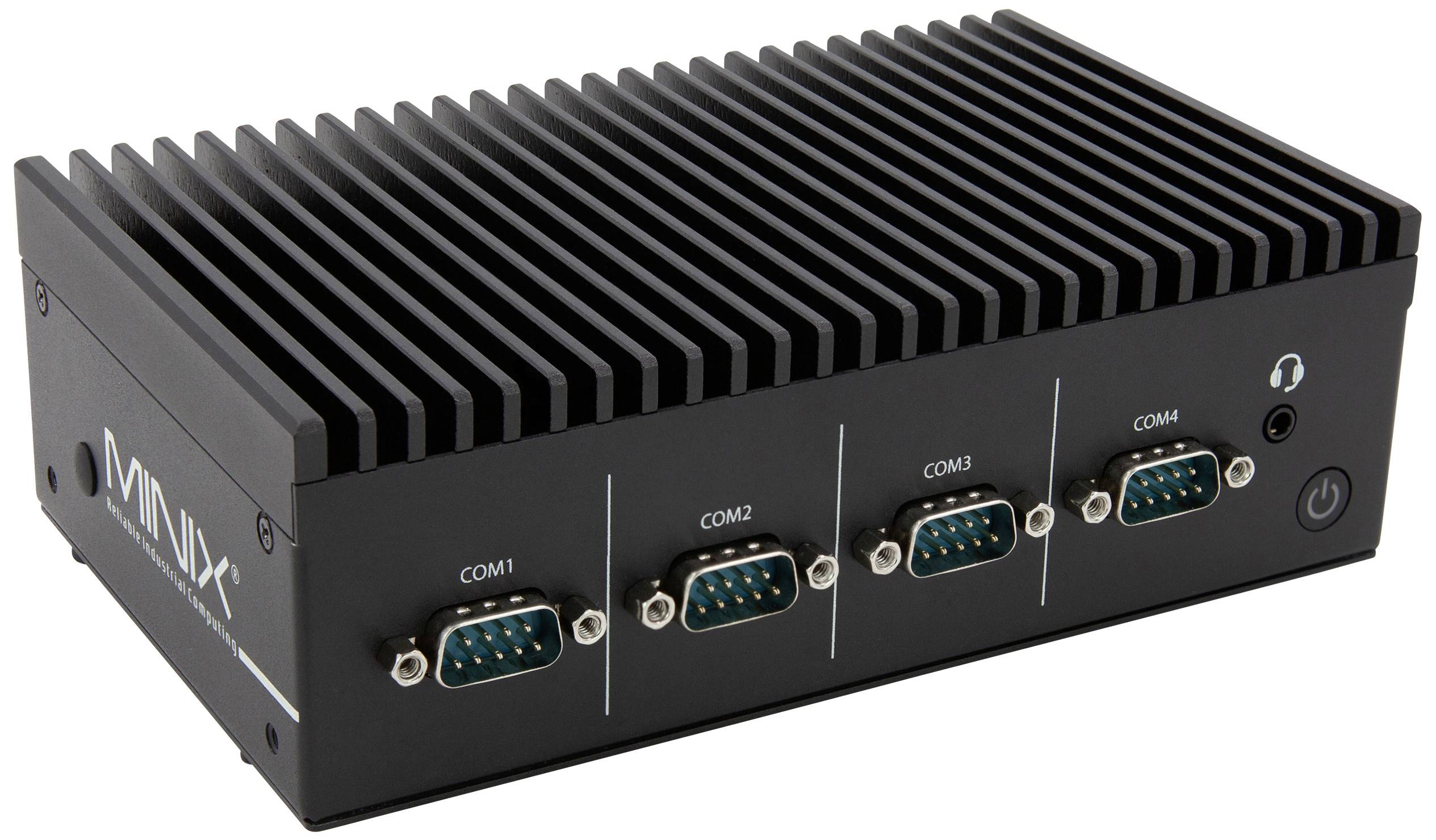 Ein schwarzer Industrie-PC mit geripptem Gehäuse und vier COM-Anschlüssen auf der Vorderseite. An der Seite ist das Logo sichtbar.