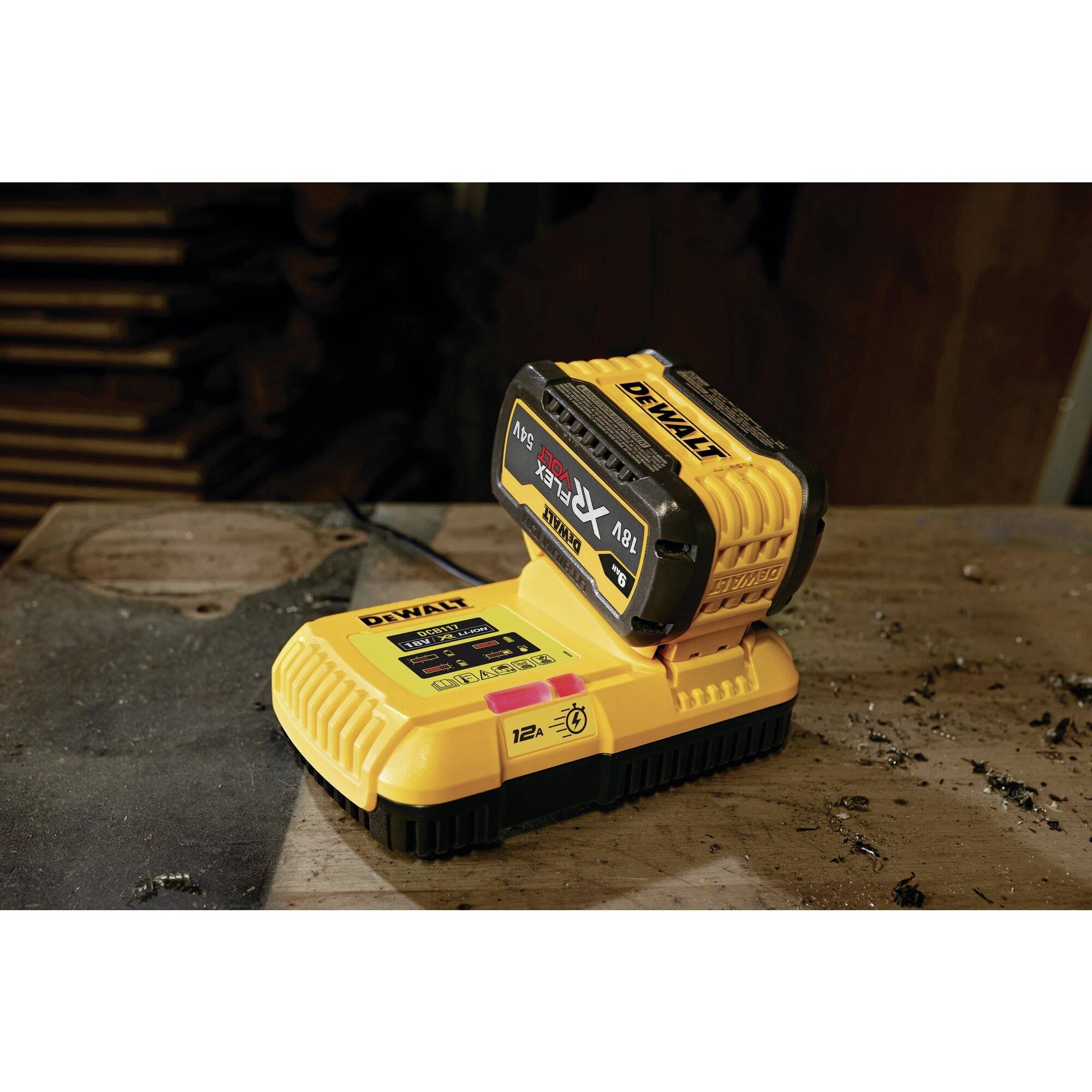 DEWALT Schnellladegerät DCB117-QW