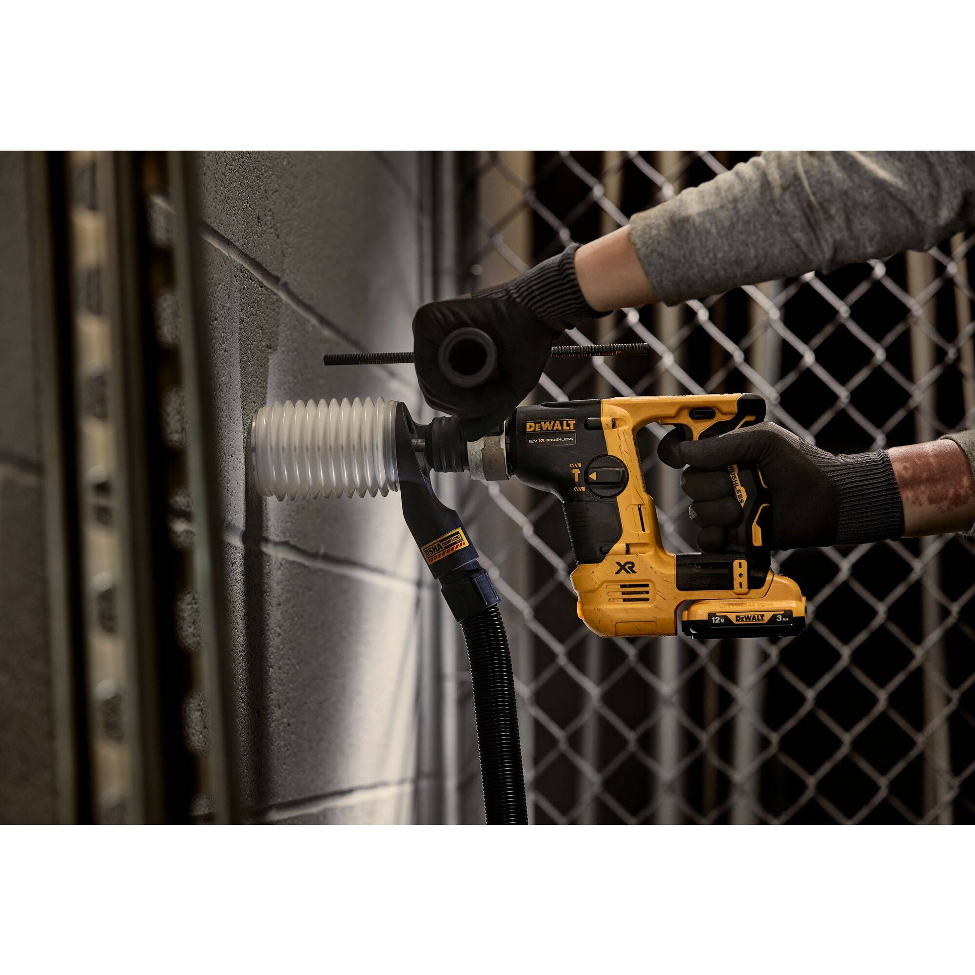 DEWALT -Akku-Bohrhammer