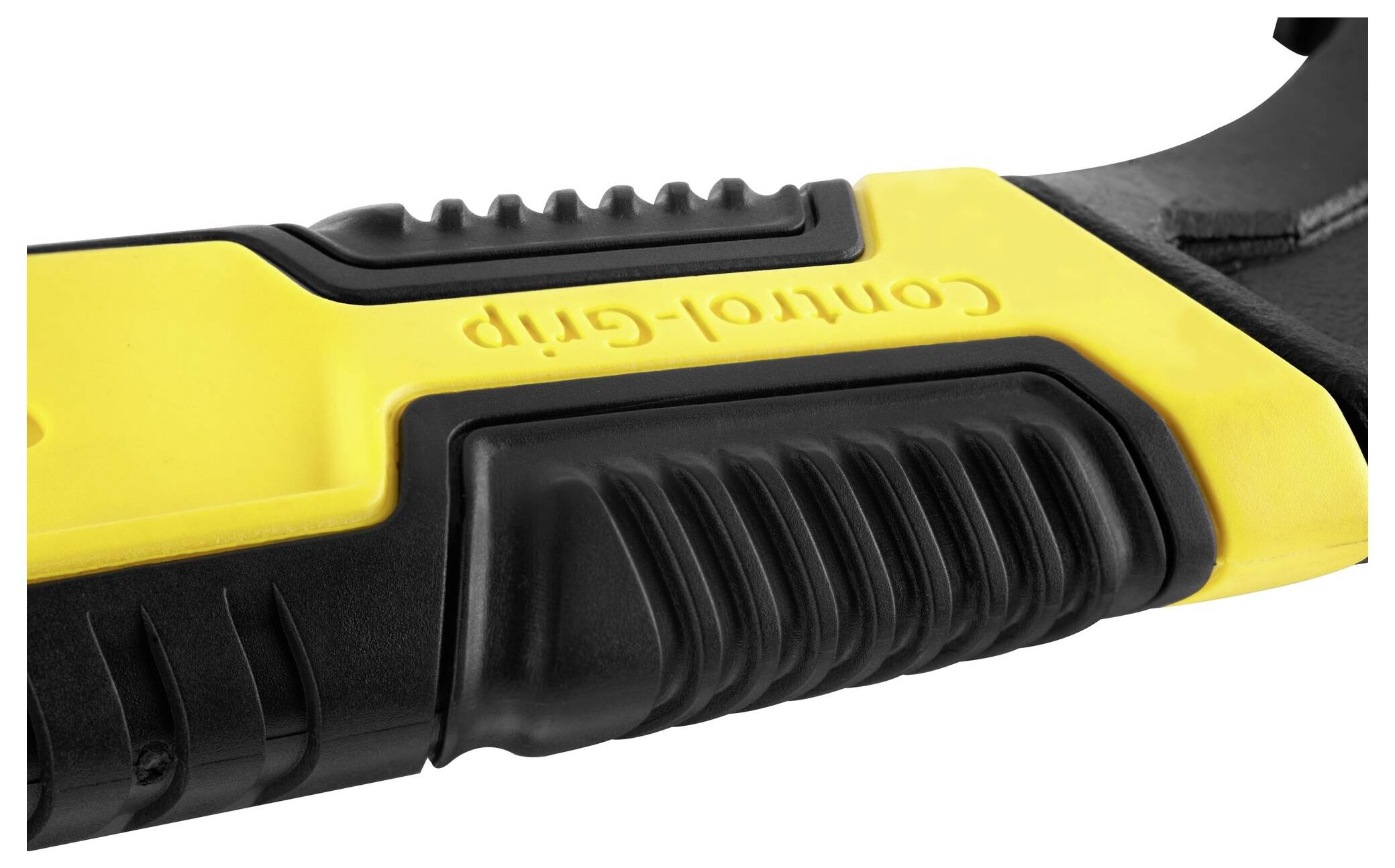 Nahaufnahme eines gelben Werkzeugs mit schwarzem rutschfestem Griff. Auf dem Griff steht 'Control grip'.