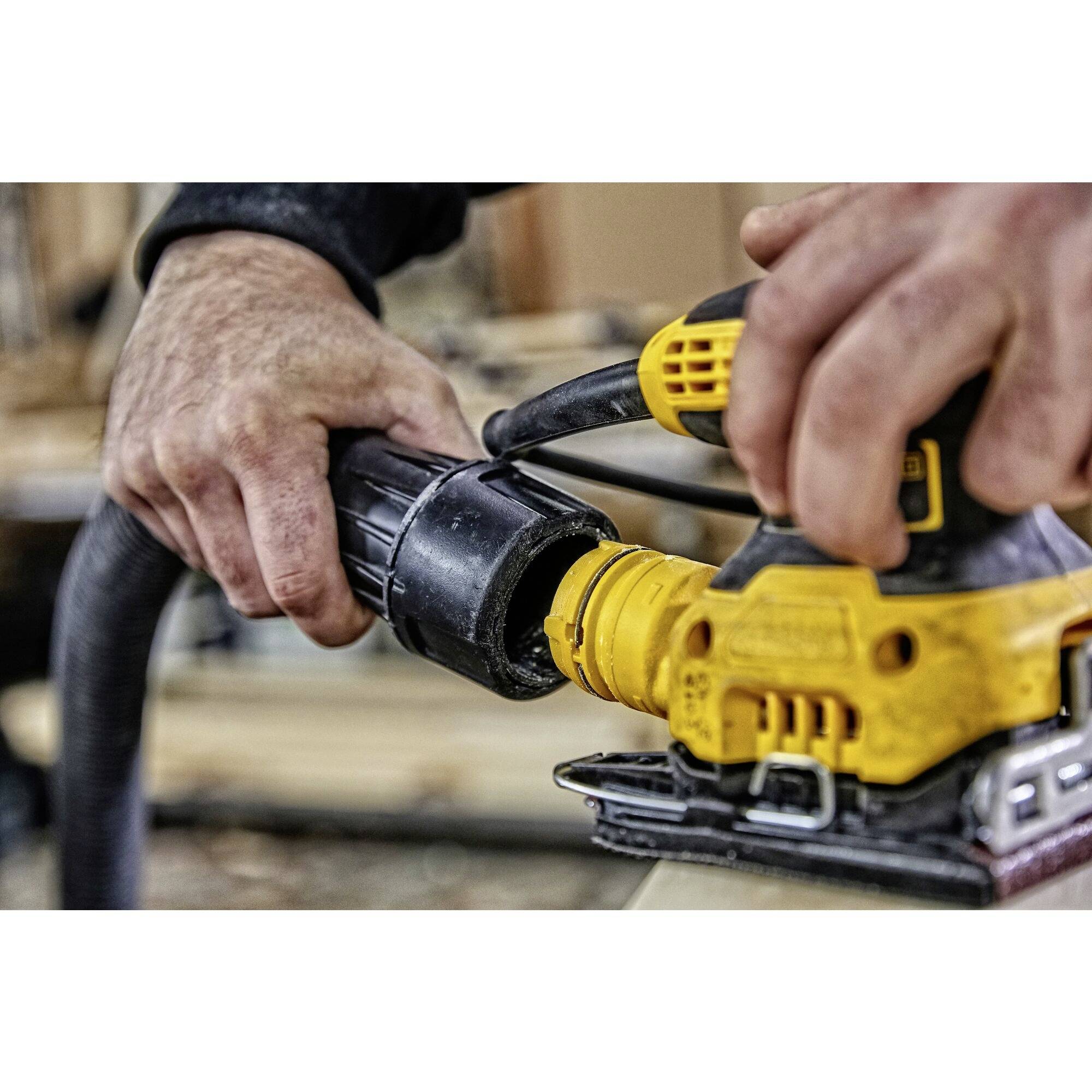 DEWALT DWE6411-QS Vibrationsschleifer