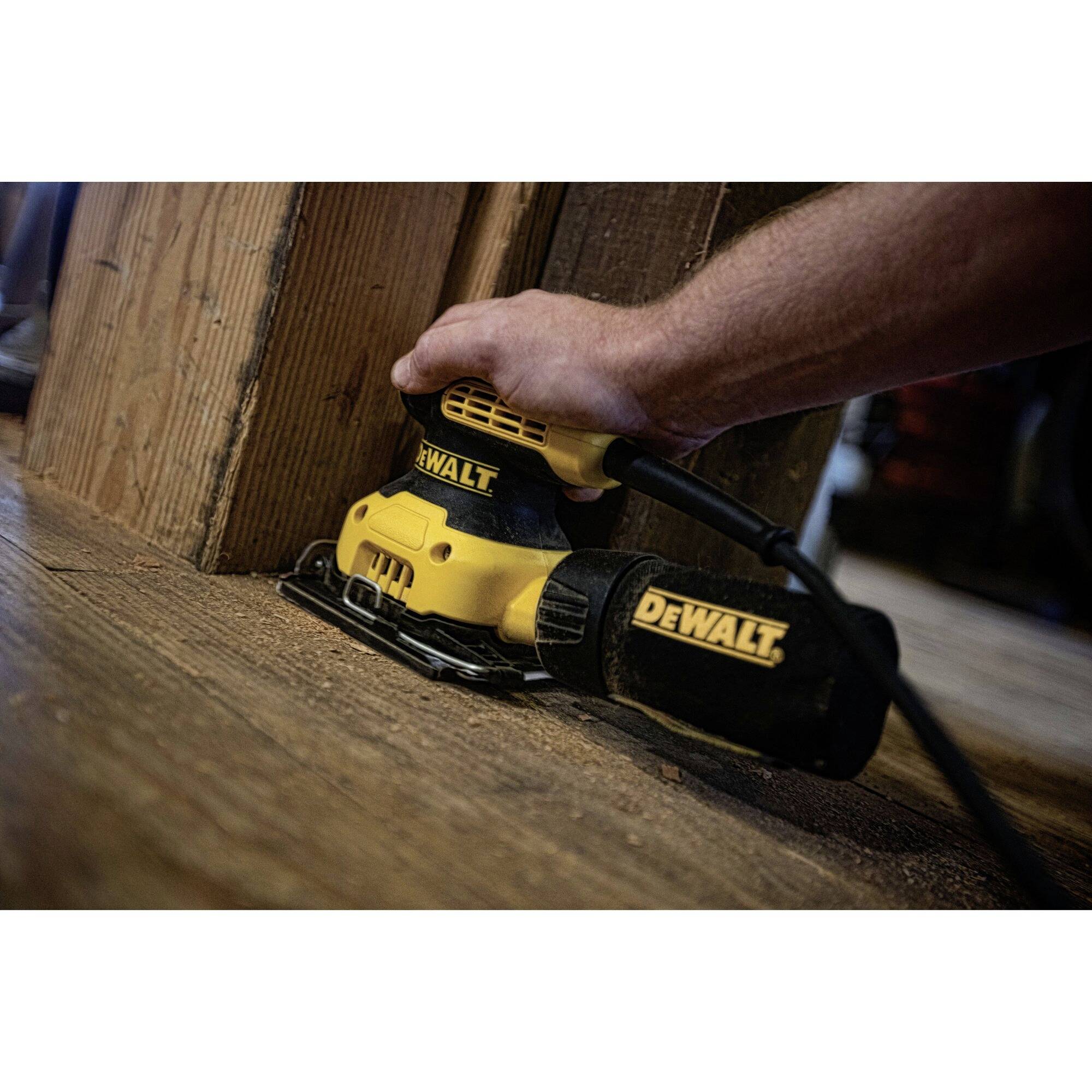 DEWALT DWE6411-QS Vibrationsschleifer