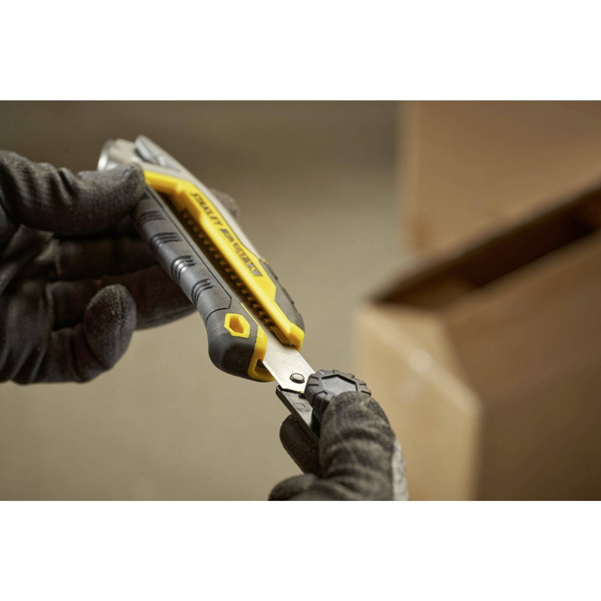 STANLEY FMHT10592-0 FM Cutter, 18mm, mit Gewindeschraube 1 St.