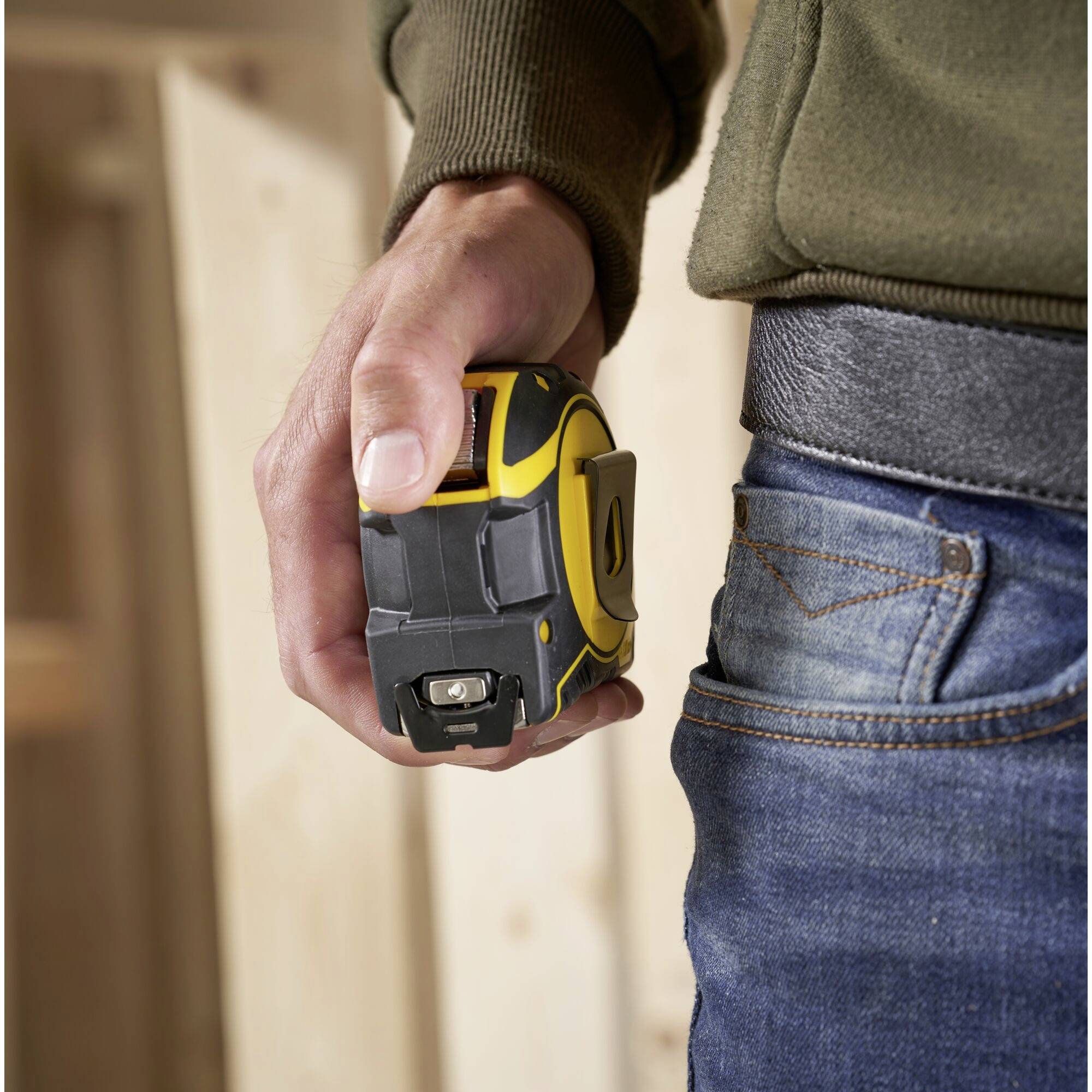 STANLEY XTHT0-33501 Maßband