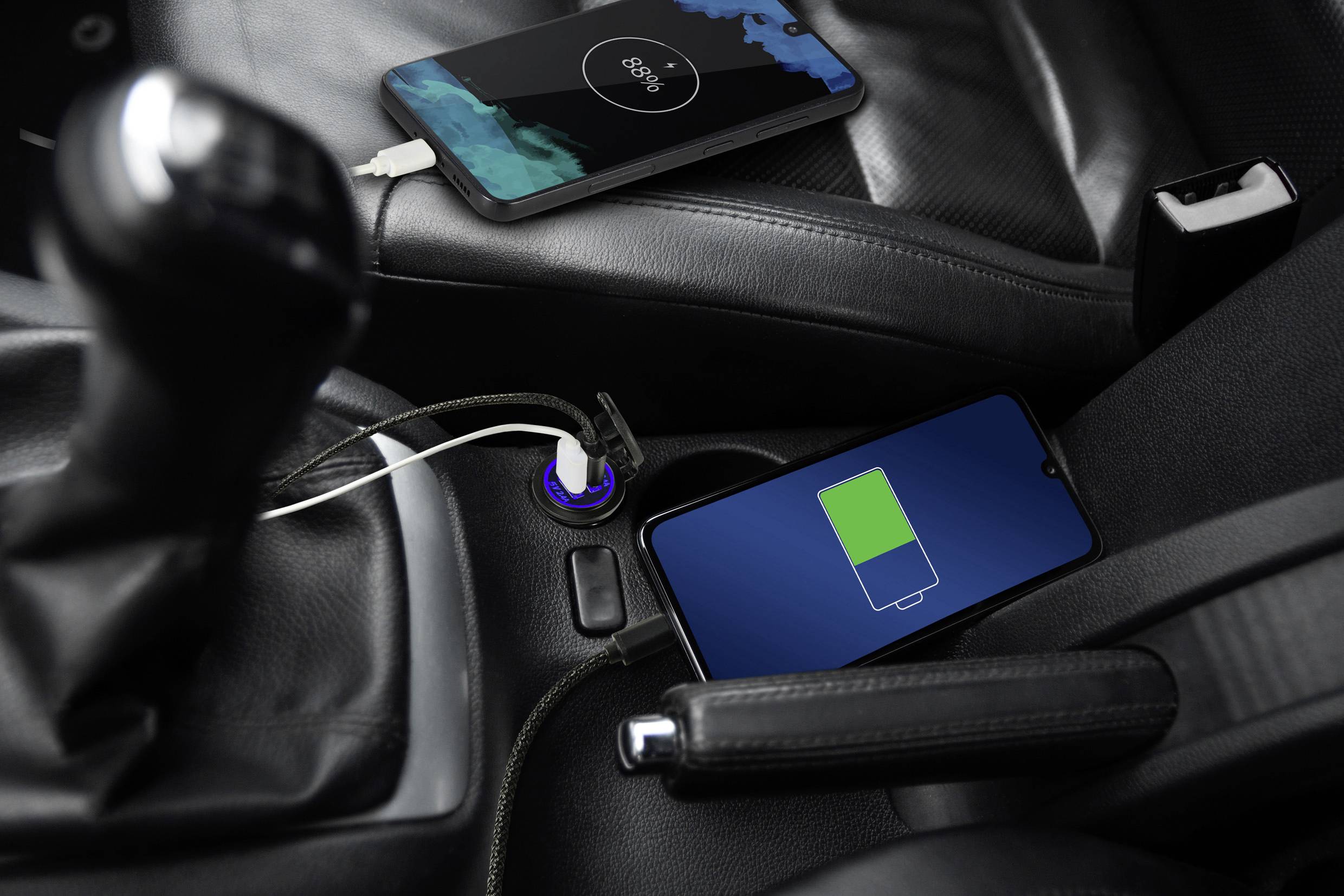 VOLTCRAFT USB-Doppelsteckdose 12-24V 4,8A mit Schutzdeckel 12/24 V