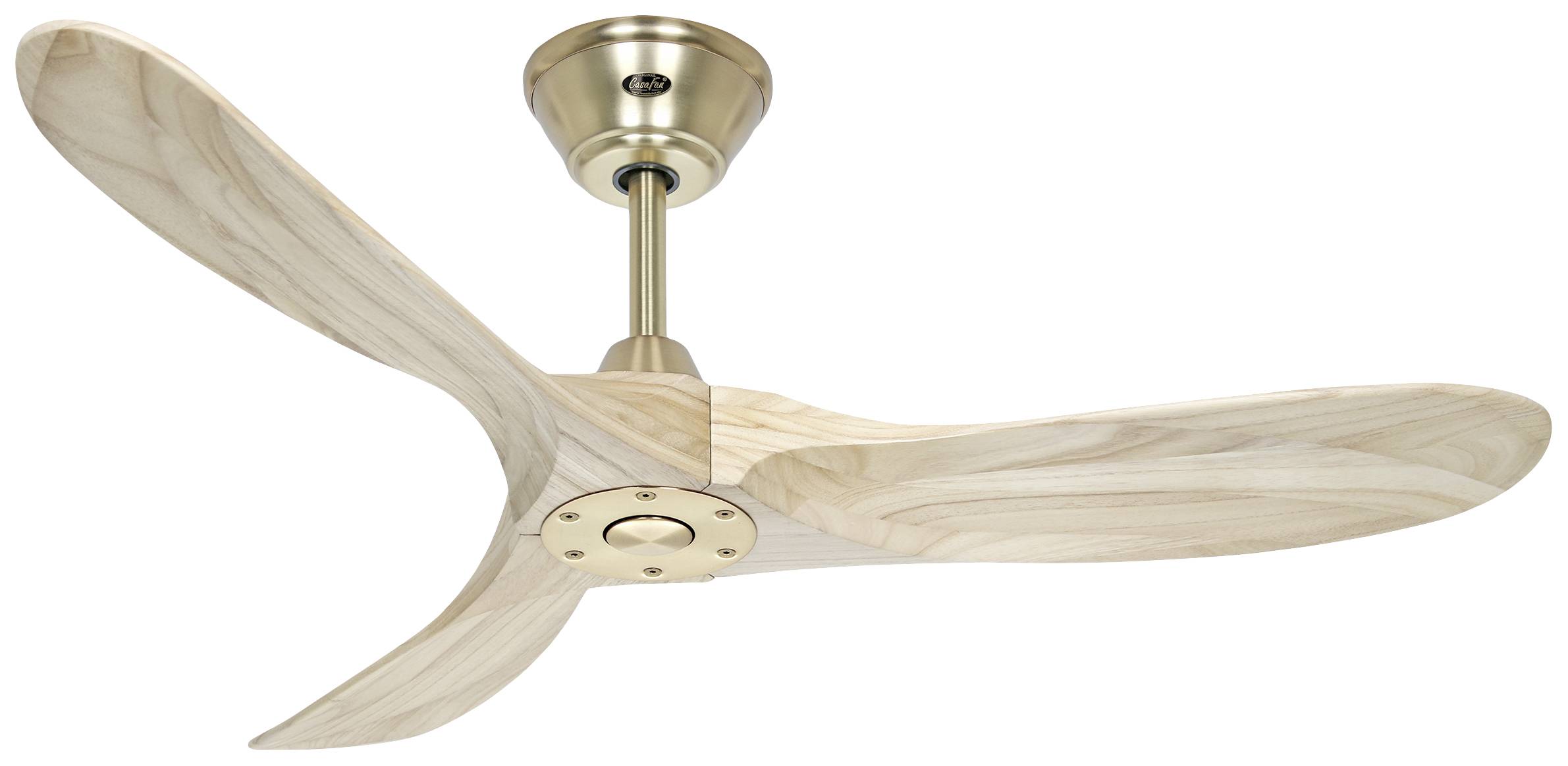 Ein moderner Deckenventilator mit drei hölzernen Flügeln und einem goldfarbenen Metallgehäuse, an einer kurzen Stange montiert.