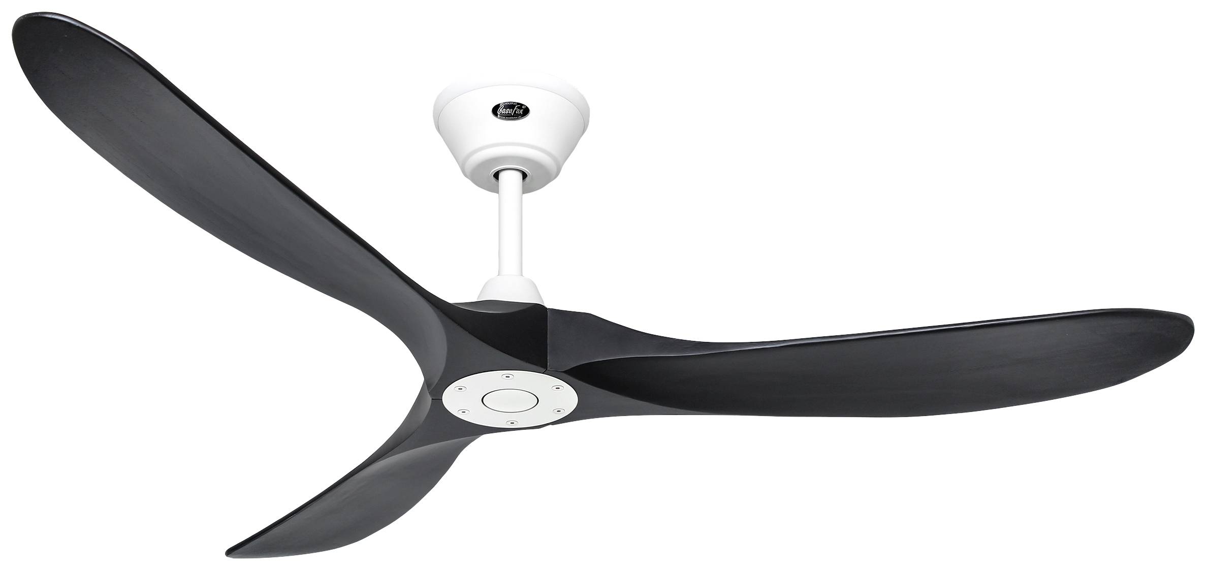 Ein moderner Deckenventilator mit drei schwarzen Flügeln und weißem Gehäuse, ideal für eine gleichmäßige Luftzirkulation in Innenräumen.