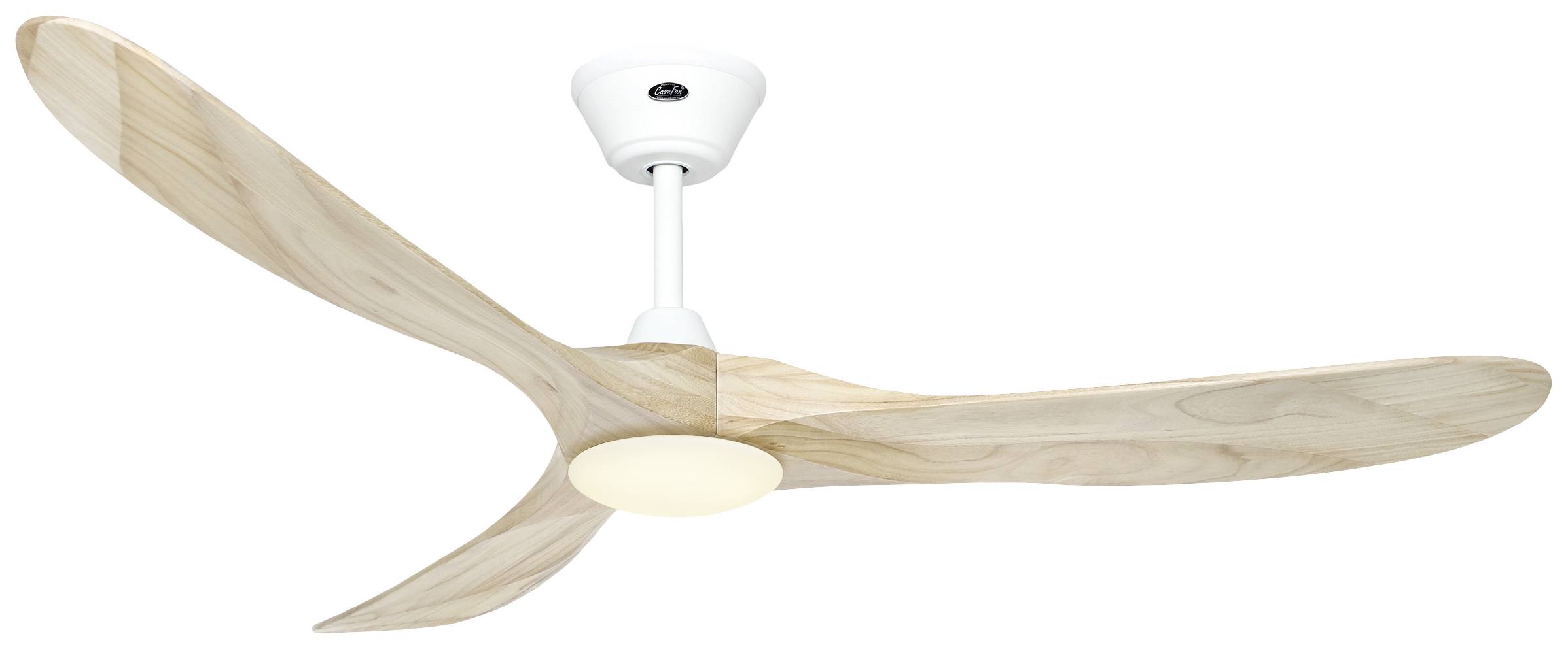 Ein Deckenventilator aus Holz mit drei geschwungenen Flügeln und einem weißen Gehäuse. Moderne, minimalistische Gestaltung.