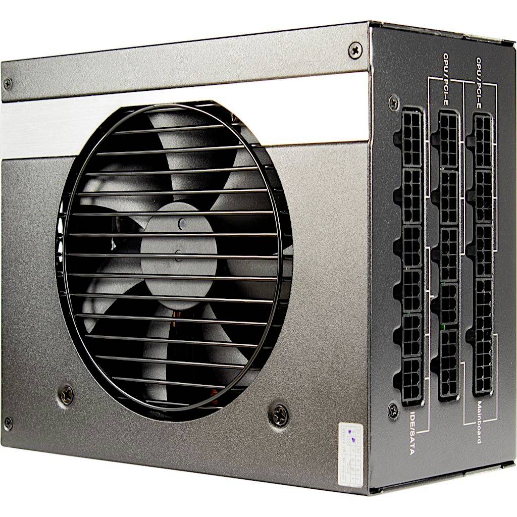 Netzteil mit Lüfter und modularen Anschlüssen, ermöglicht flexible Kabelverbindungen für Computerkomponenten.
