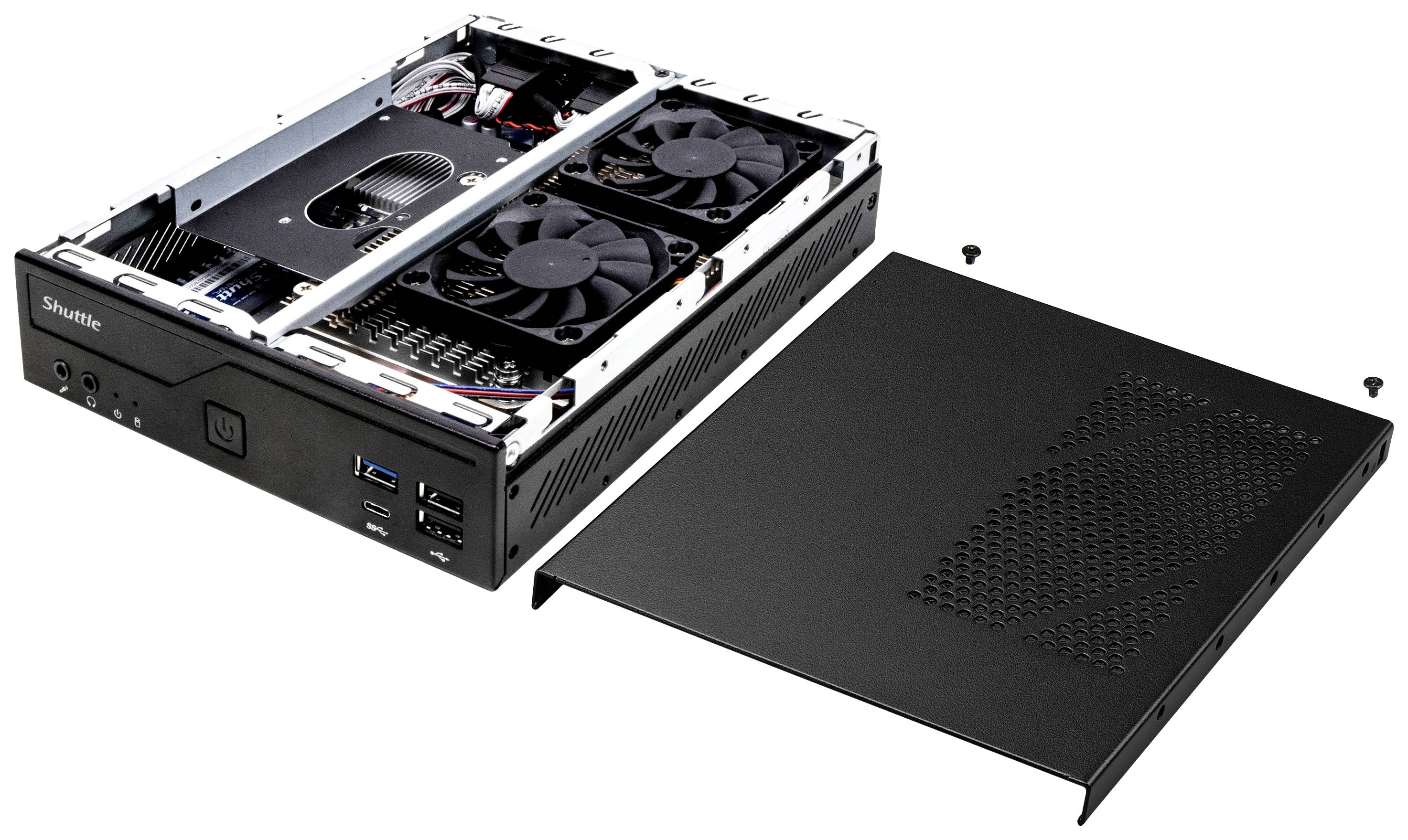 Offener Mini-PC mit abgenommenem Gehäusedeckel, zeigt interne Komponenten wie Lüfter und Anschlüsse. Geeignet für kompaktes Computing.