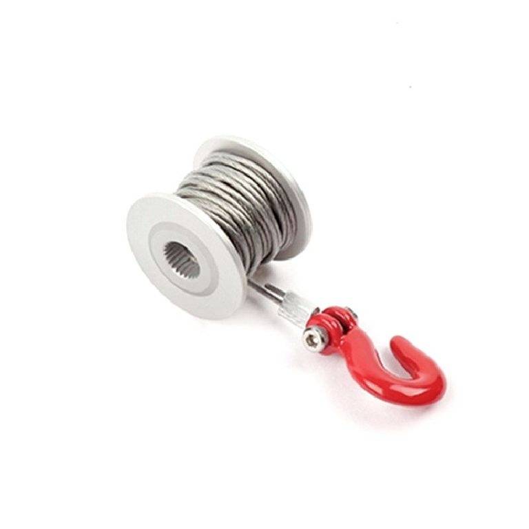 Eine rote Seilwinde mit einem Haken an einem weißen Spulenkörper, geeignet für Modellbau und kleine mechanische Anwendungen.